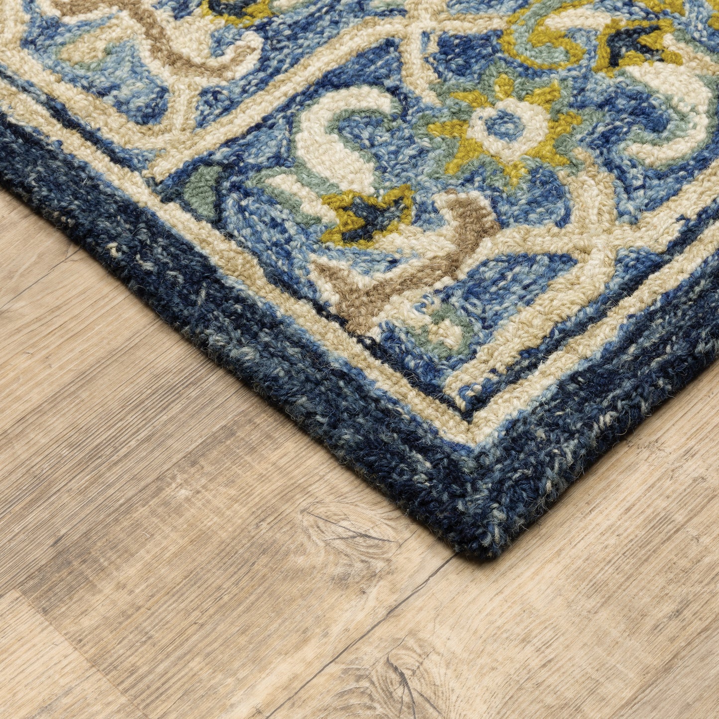 Alfresco Oriental Navy/ Blue Loop Pile Rug