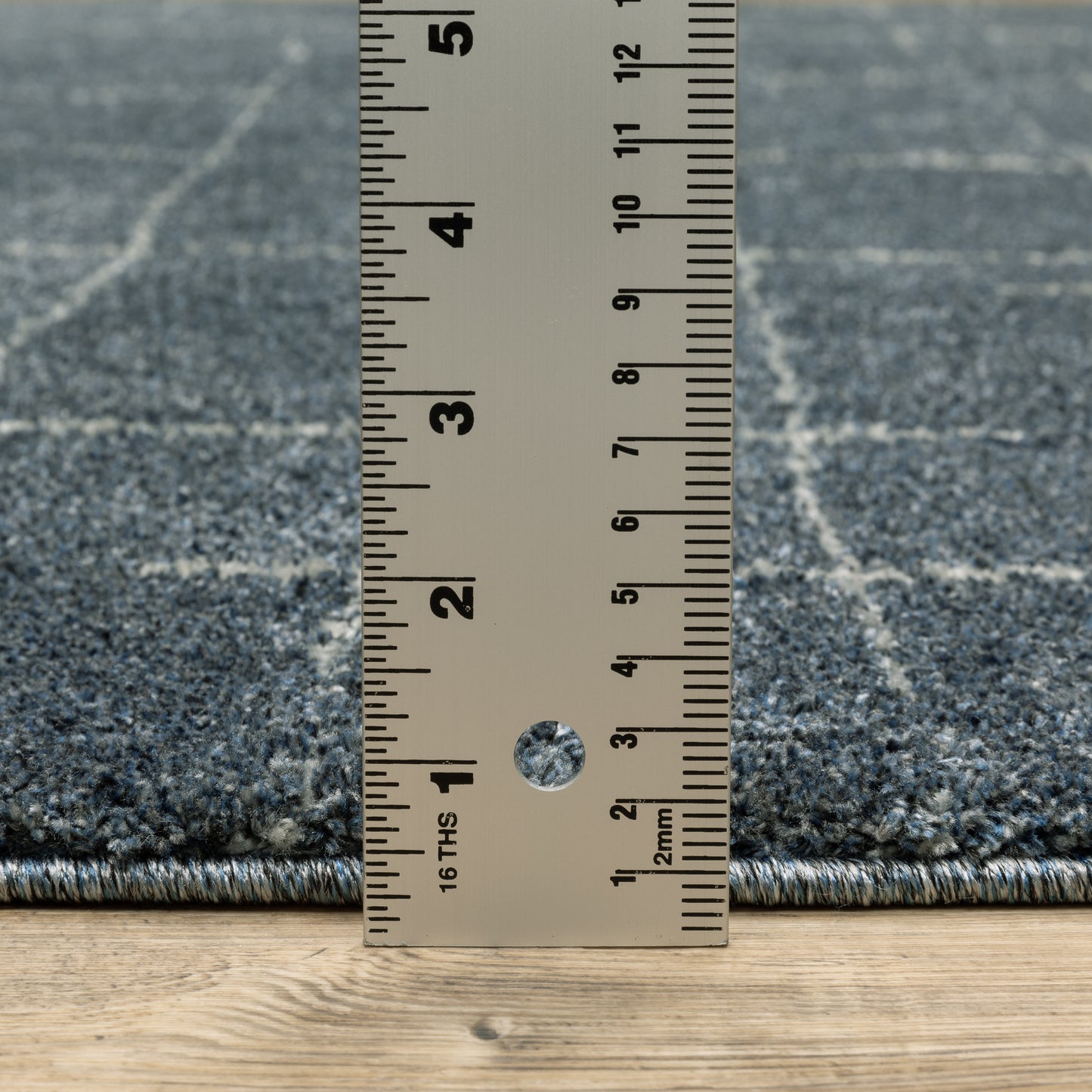Alton Solid Blue/ Beige Geometric Cut Pile Rug