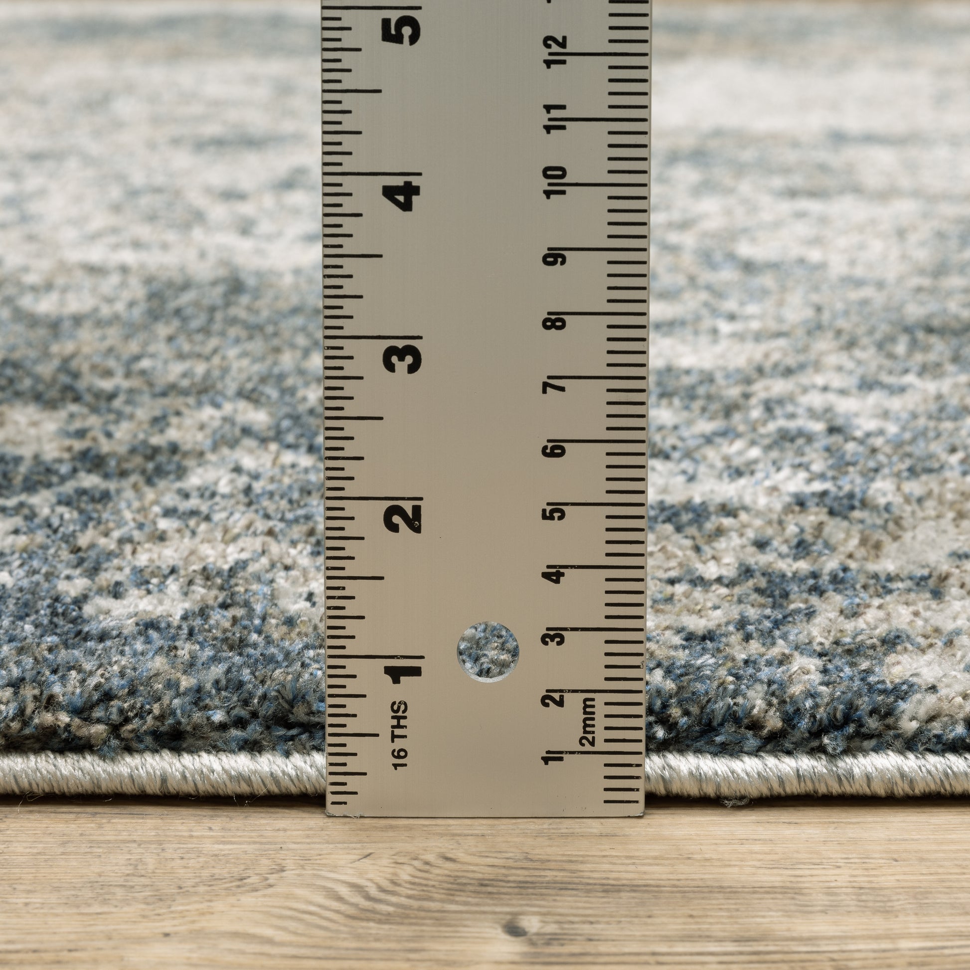 Alton Abstract Blue/ Beige Cut Pile Rug