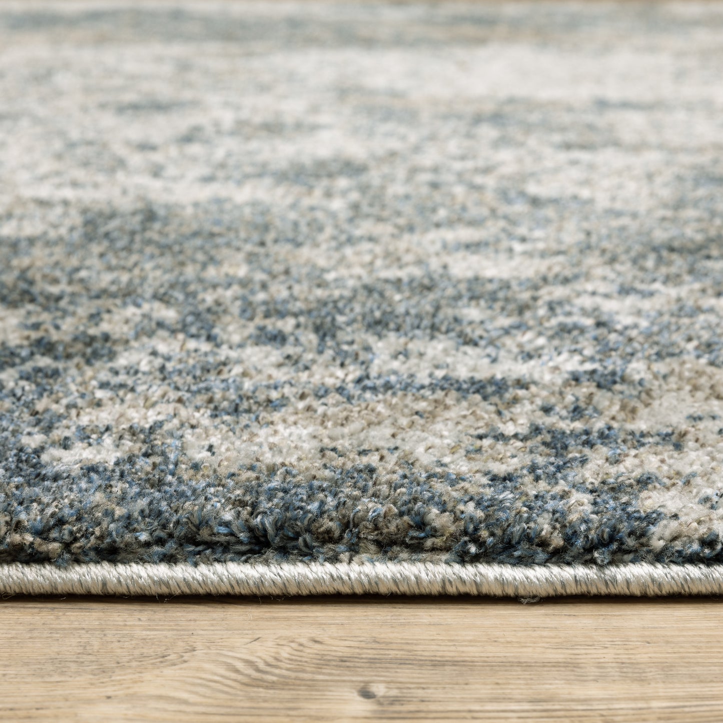 Alton Abstract Blue/ Beige Cut Pile Rug
