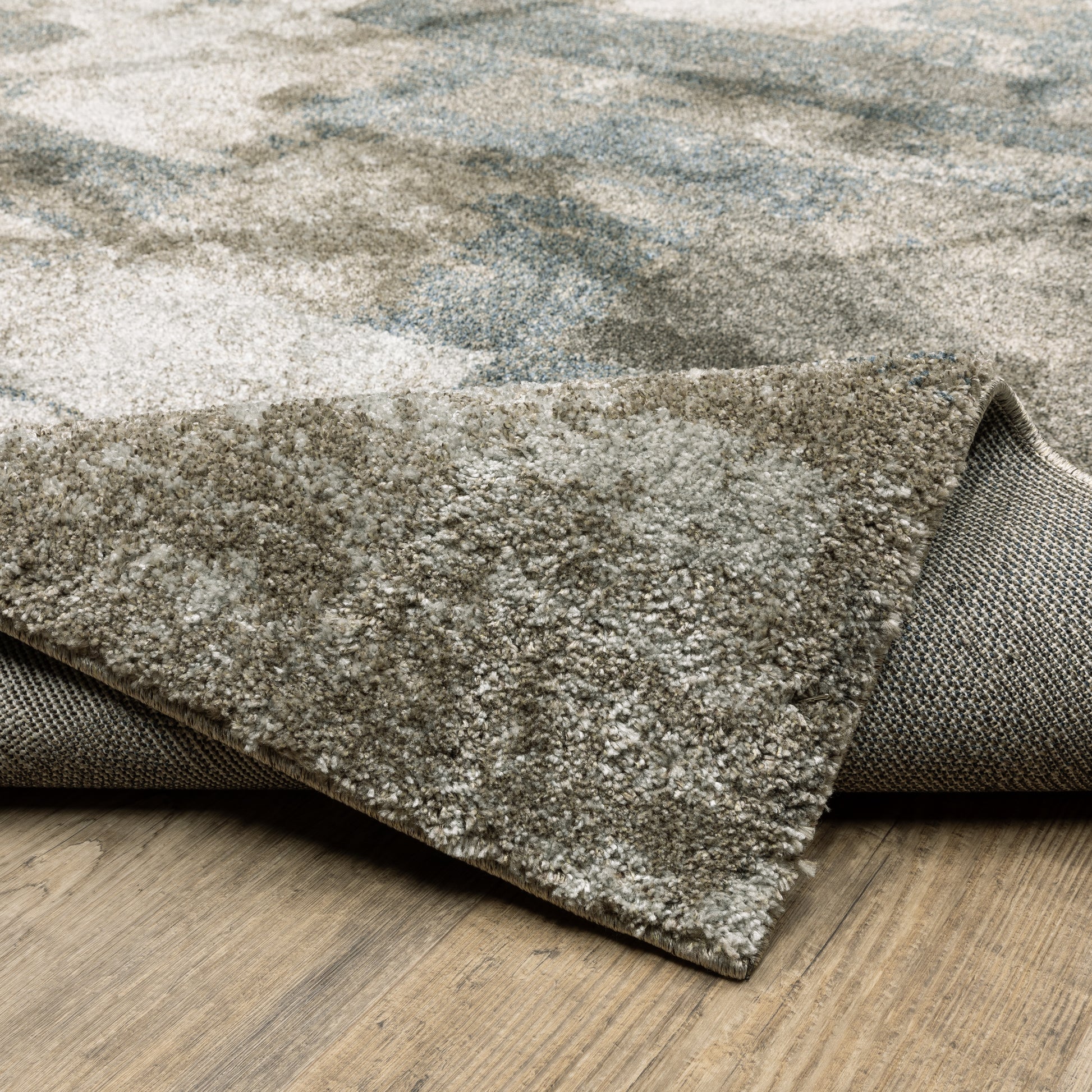 Alton Distressed Blue/ Brown Abstract Cut Pile Rug