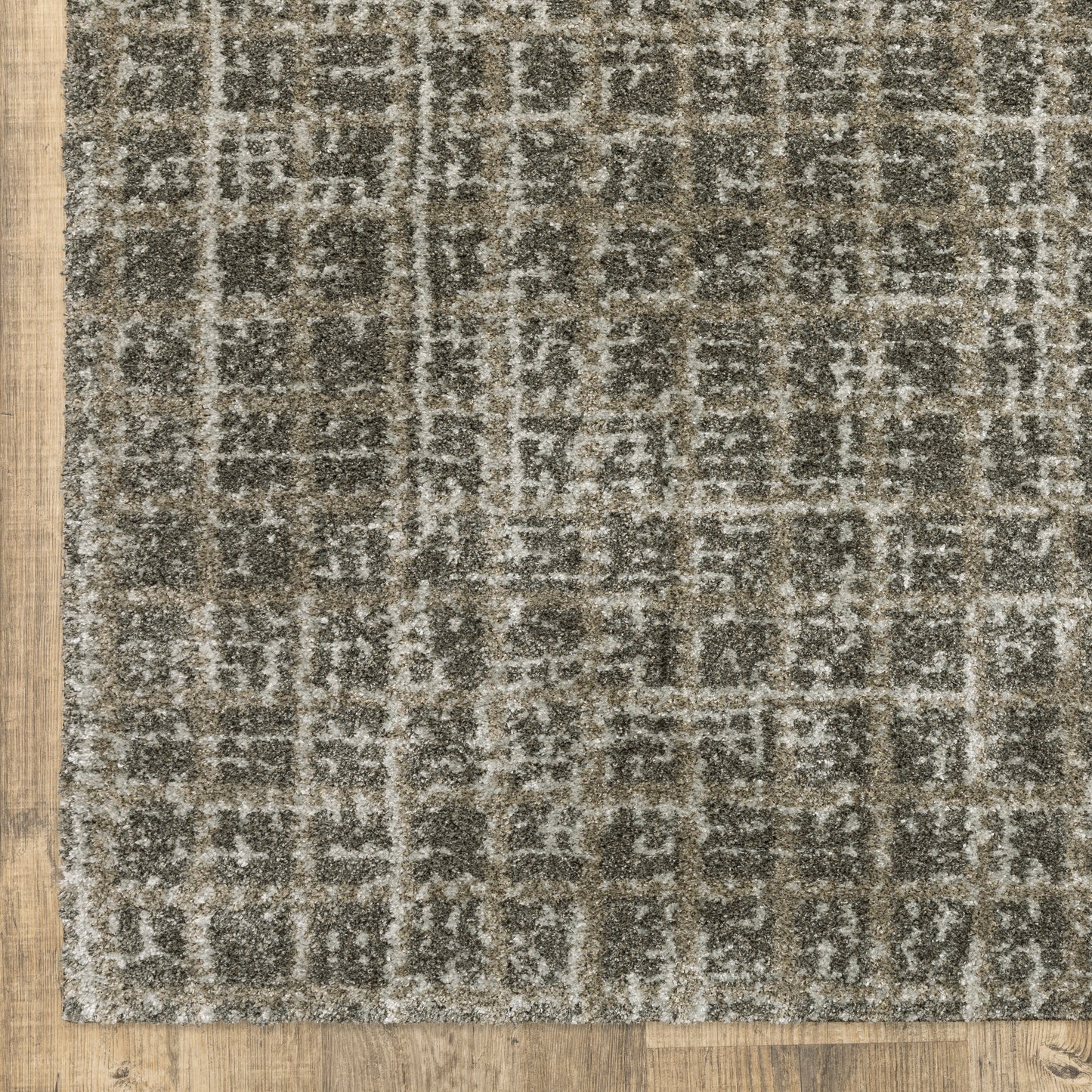 Alton Distressed Brown/ Beige Geometric Cut Pile Rug