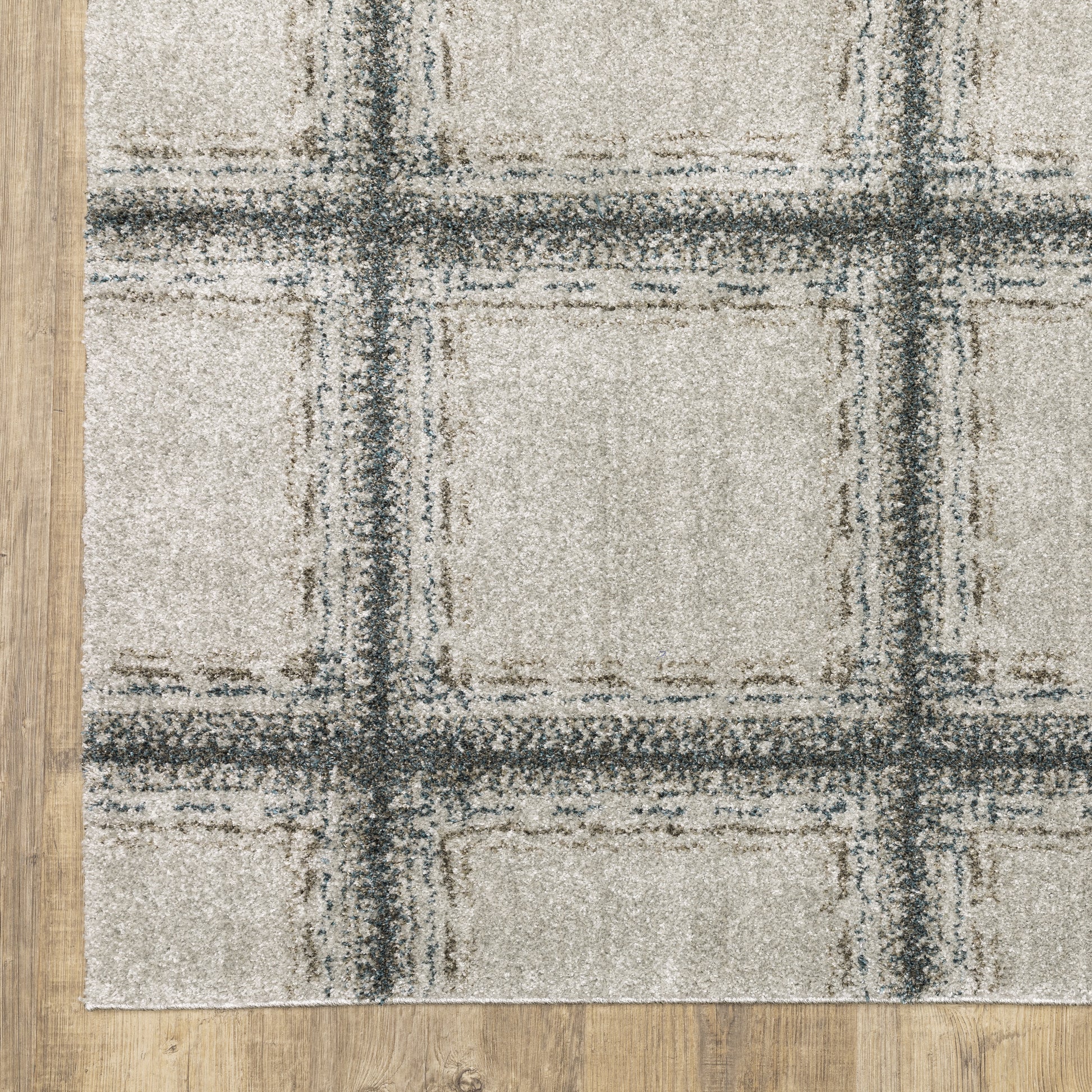 Alton Geometric Beige/ Blue Cut Pile Rug