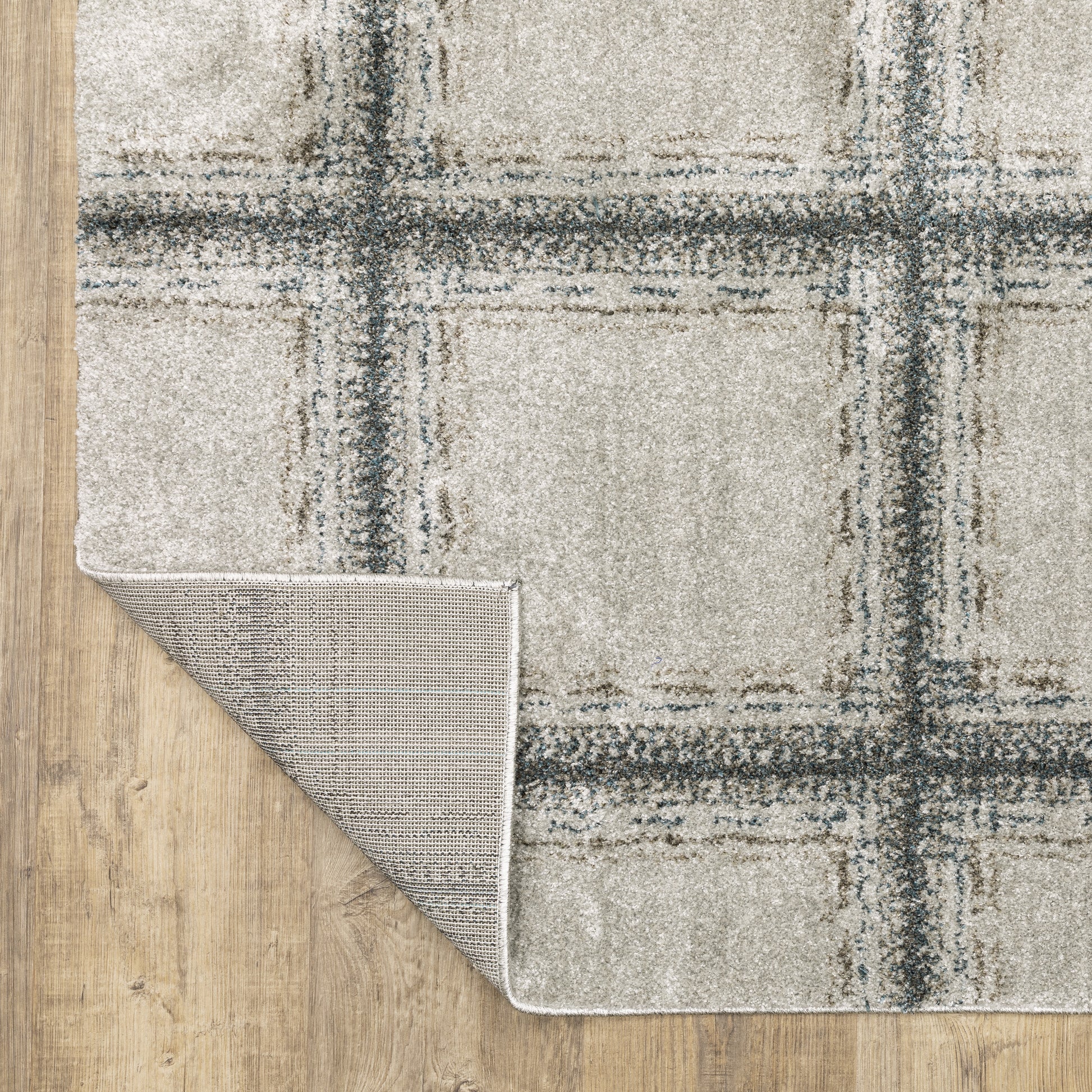 Alton Geometric Beige/ Blue Cut Pile Rug