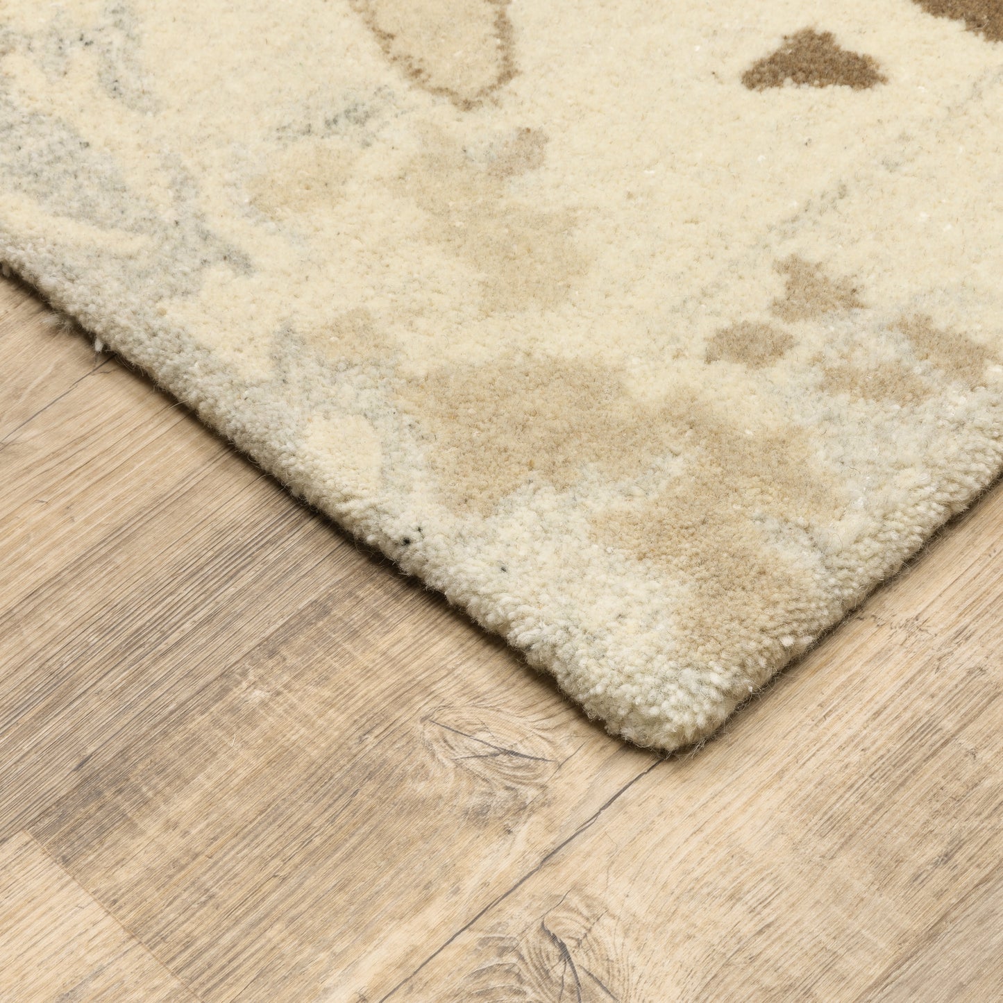 Anastasia Abstract Beige/ Charcoal Cut Pile Rug