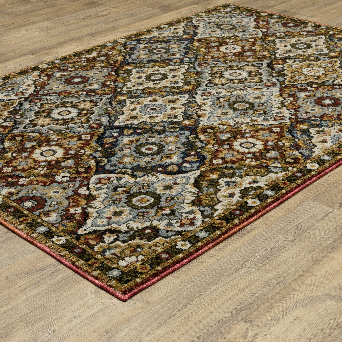 Andorra Floral Red/ Multi Trefoil Cut Pile Rug