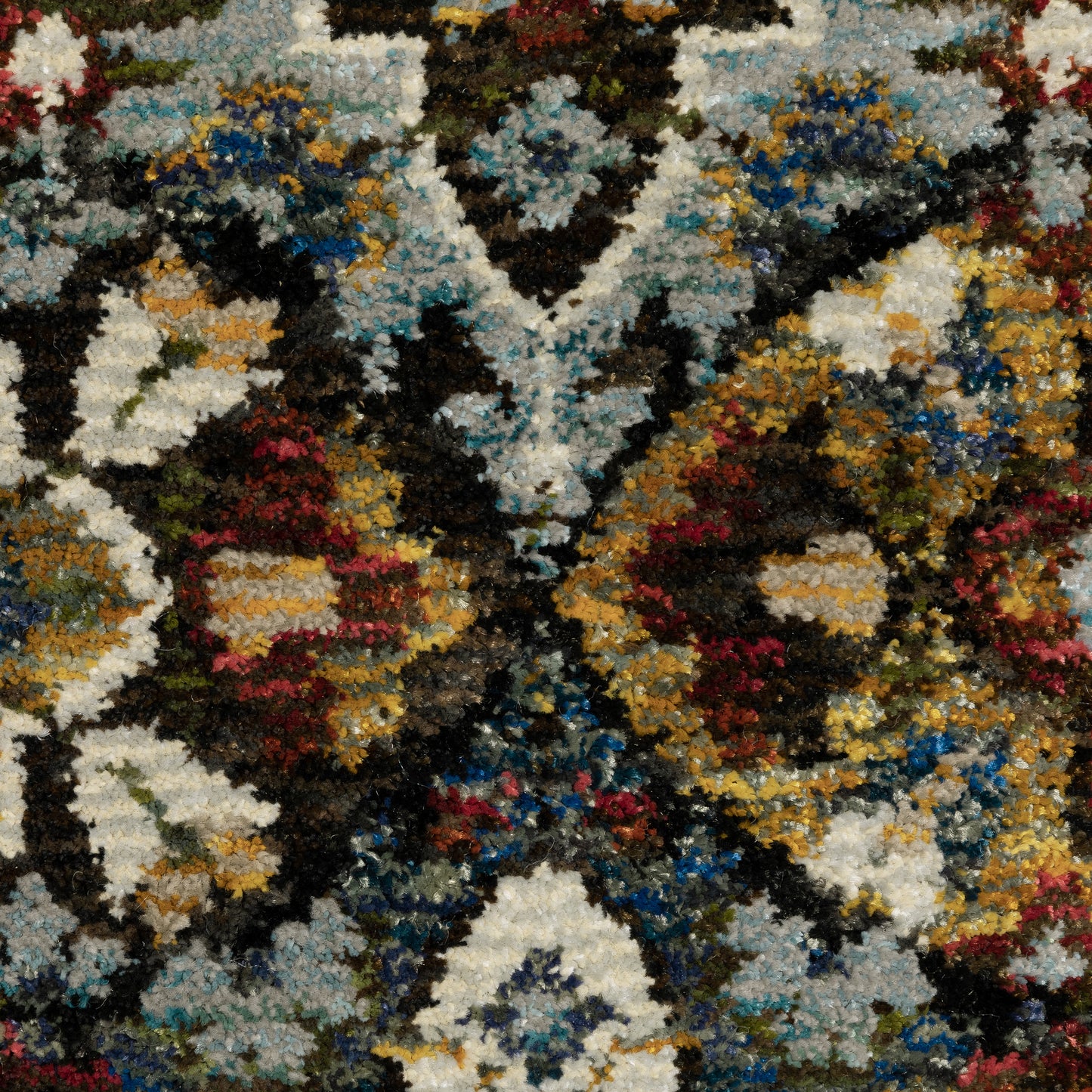 Andorra Floral Red/ Multi Trefoil Cut Pile Rug