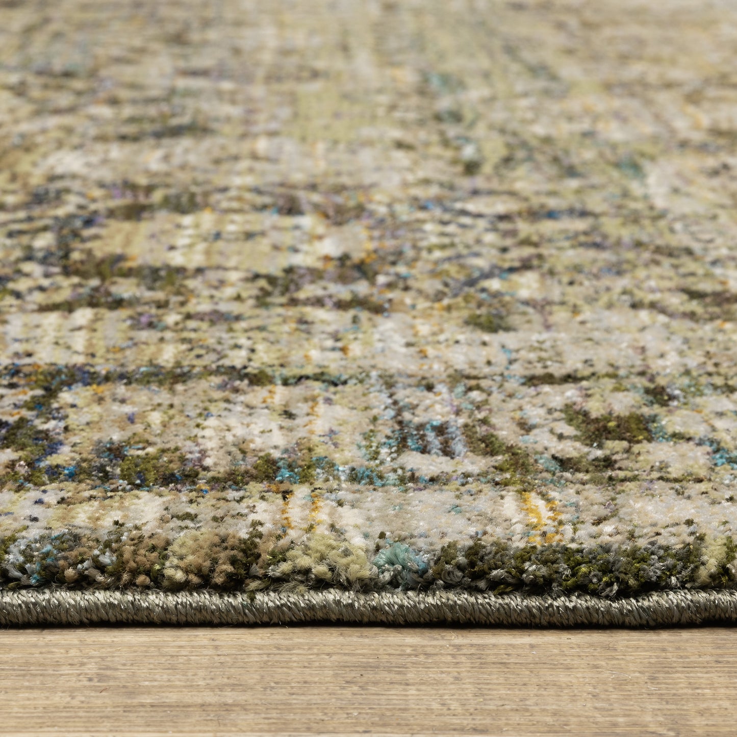 Andorra Distressed Green/ Brown Oriental Cut Pile Rug