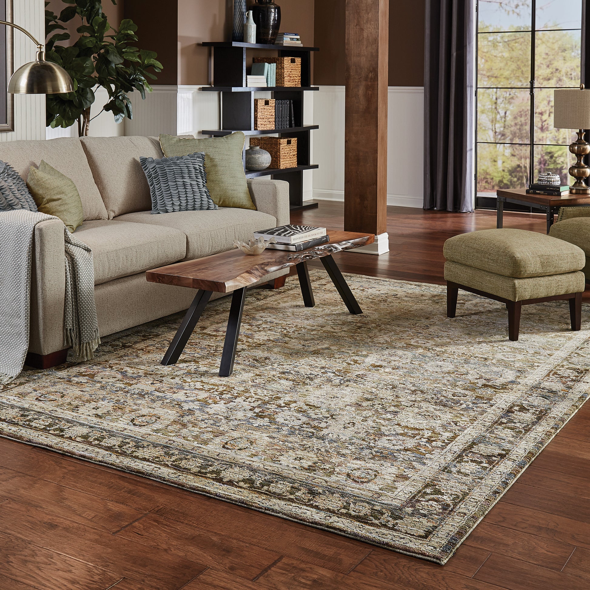 Andorra Distressed Green/ Brown Oriental Cut Pile Rug