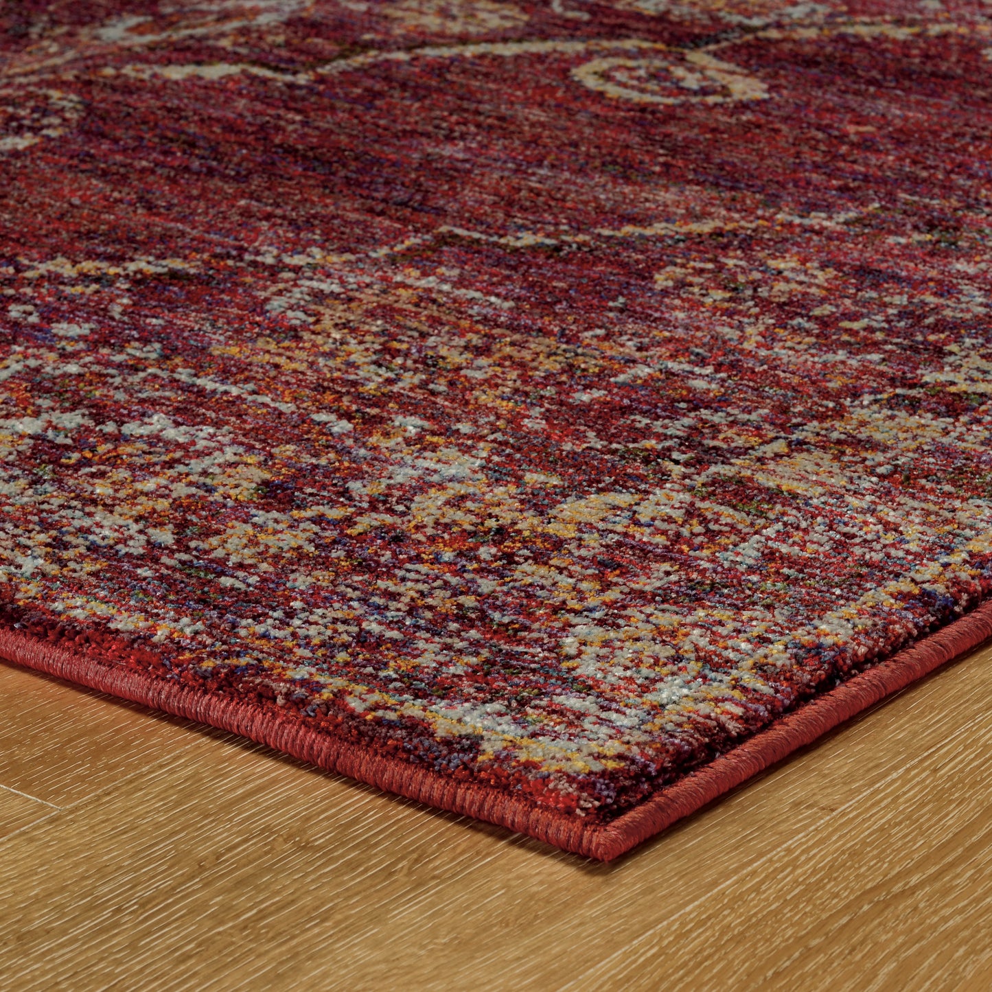 Andorra Medallion Red/ Gold Distressed Cut Pile Rug