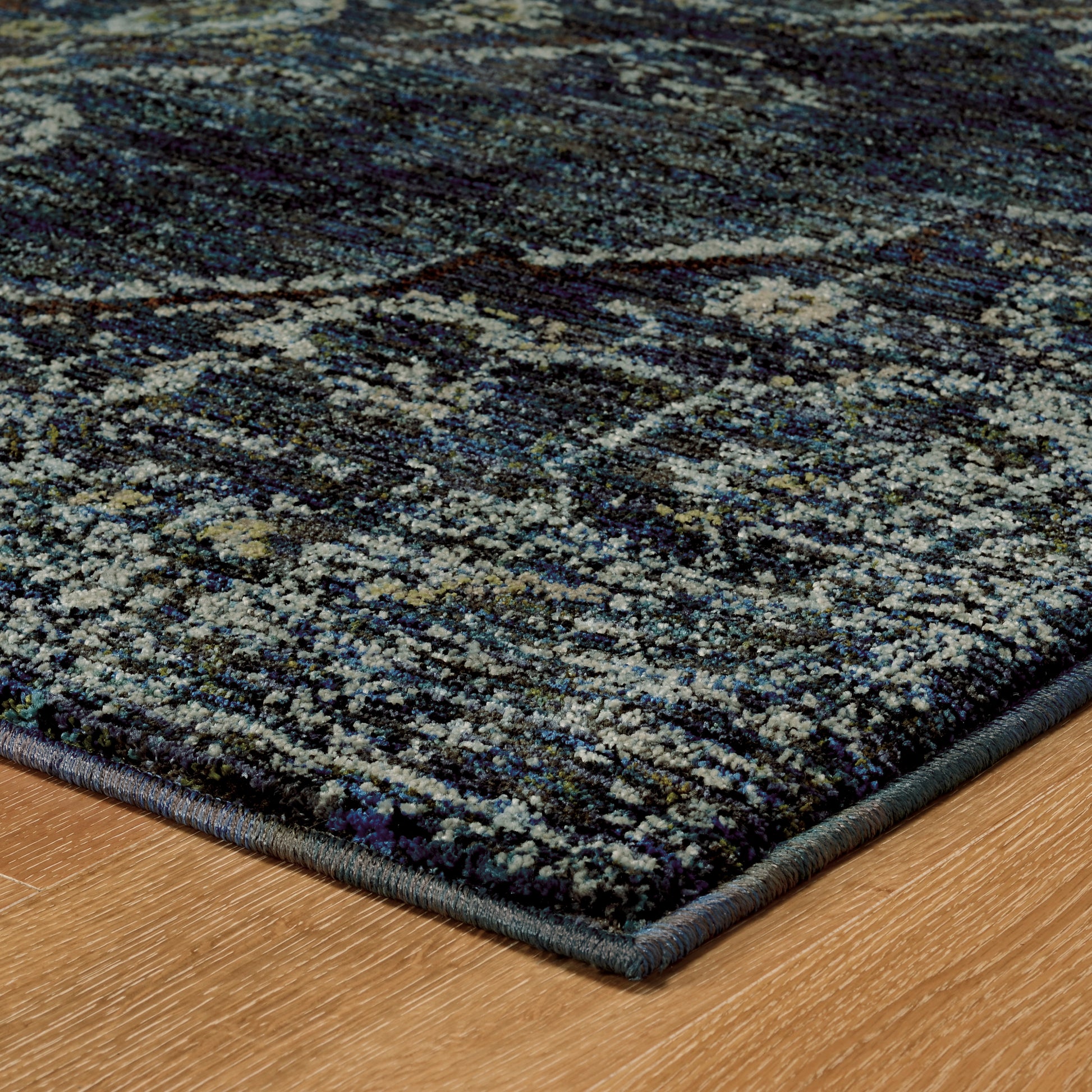 Andorra Medallion Blue/ Blue Distressed Cut Pile Rug