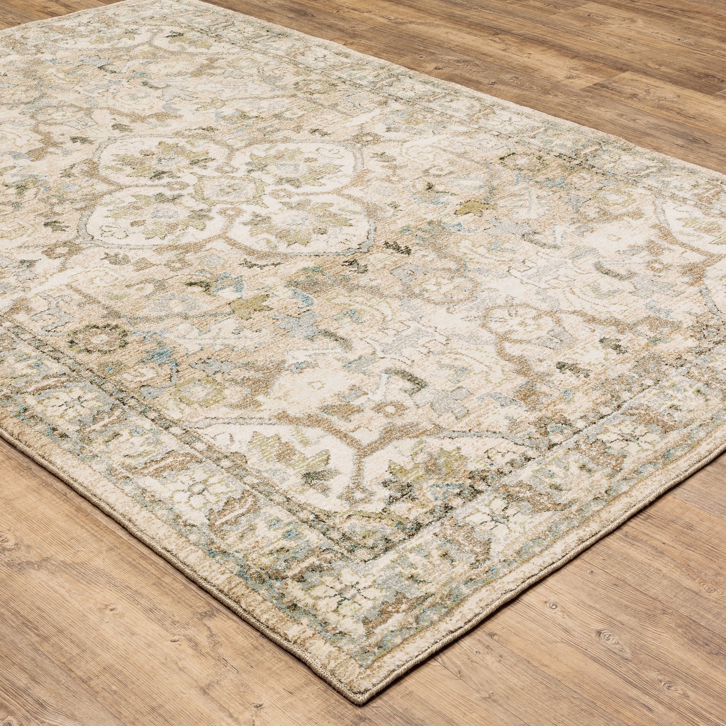 Andorra Medallion Beige/ Ivory Distressed Cut Pile Rug