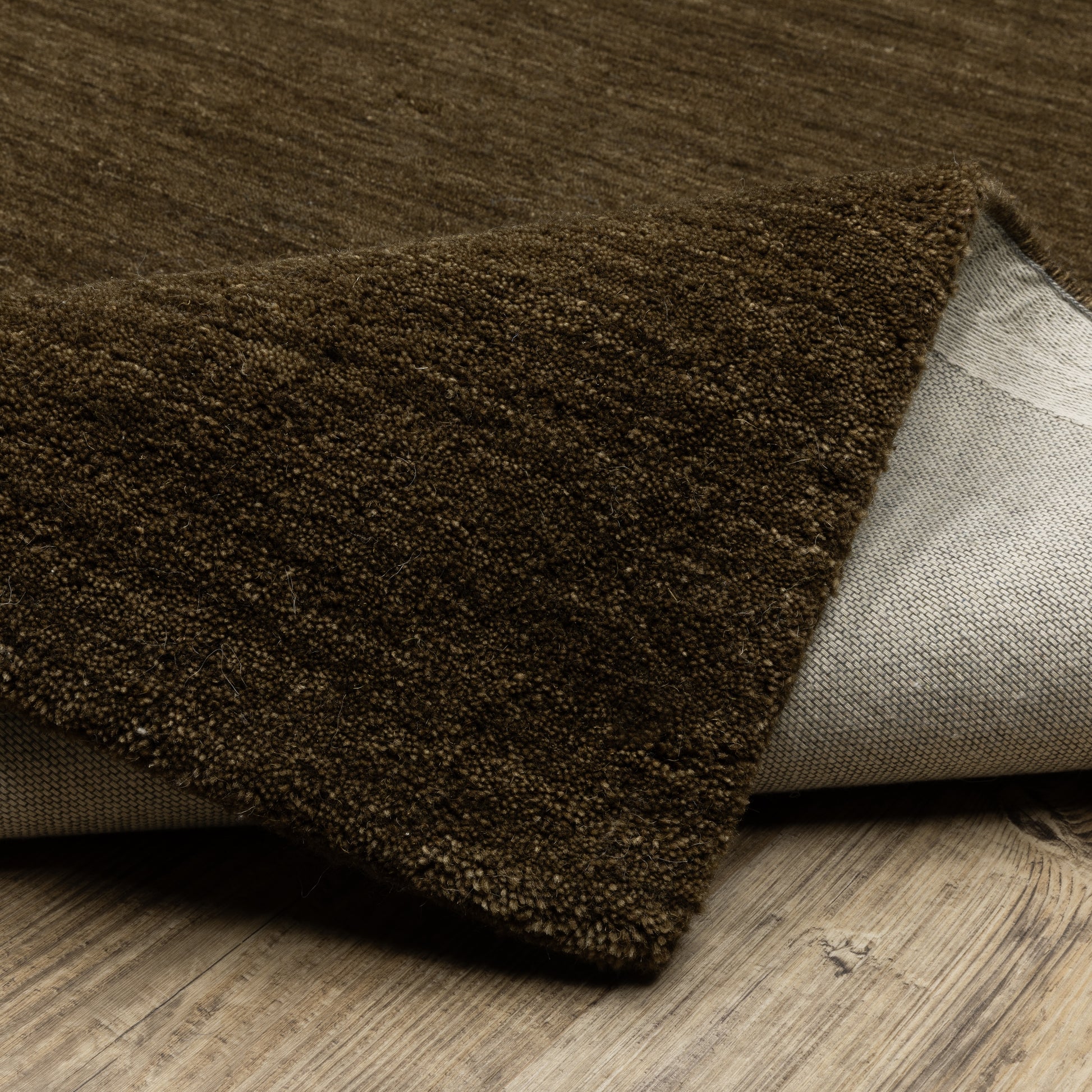 Aniston Ii Solid Brown/ Brown Cut Pile Rug