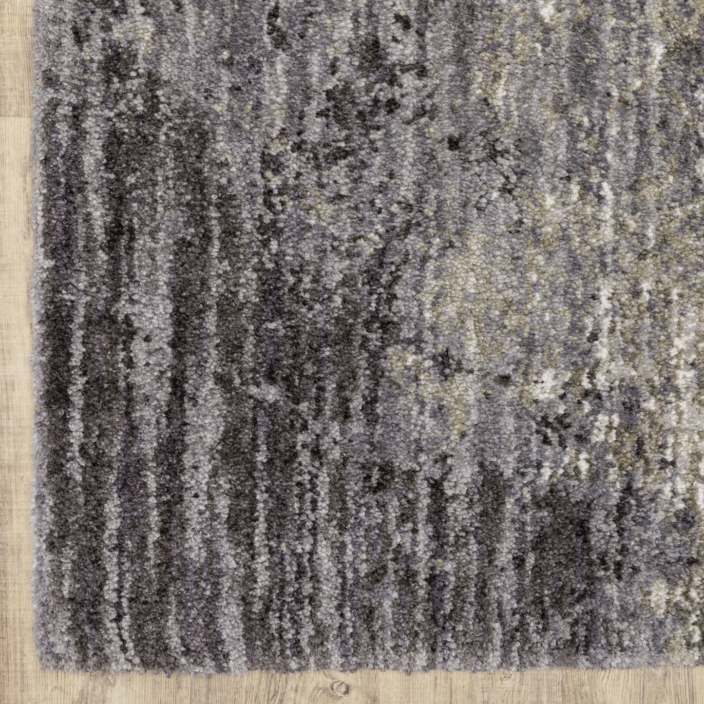 Aspen Shag Grey/ Ivory Distressed Cut Pile Rug