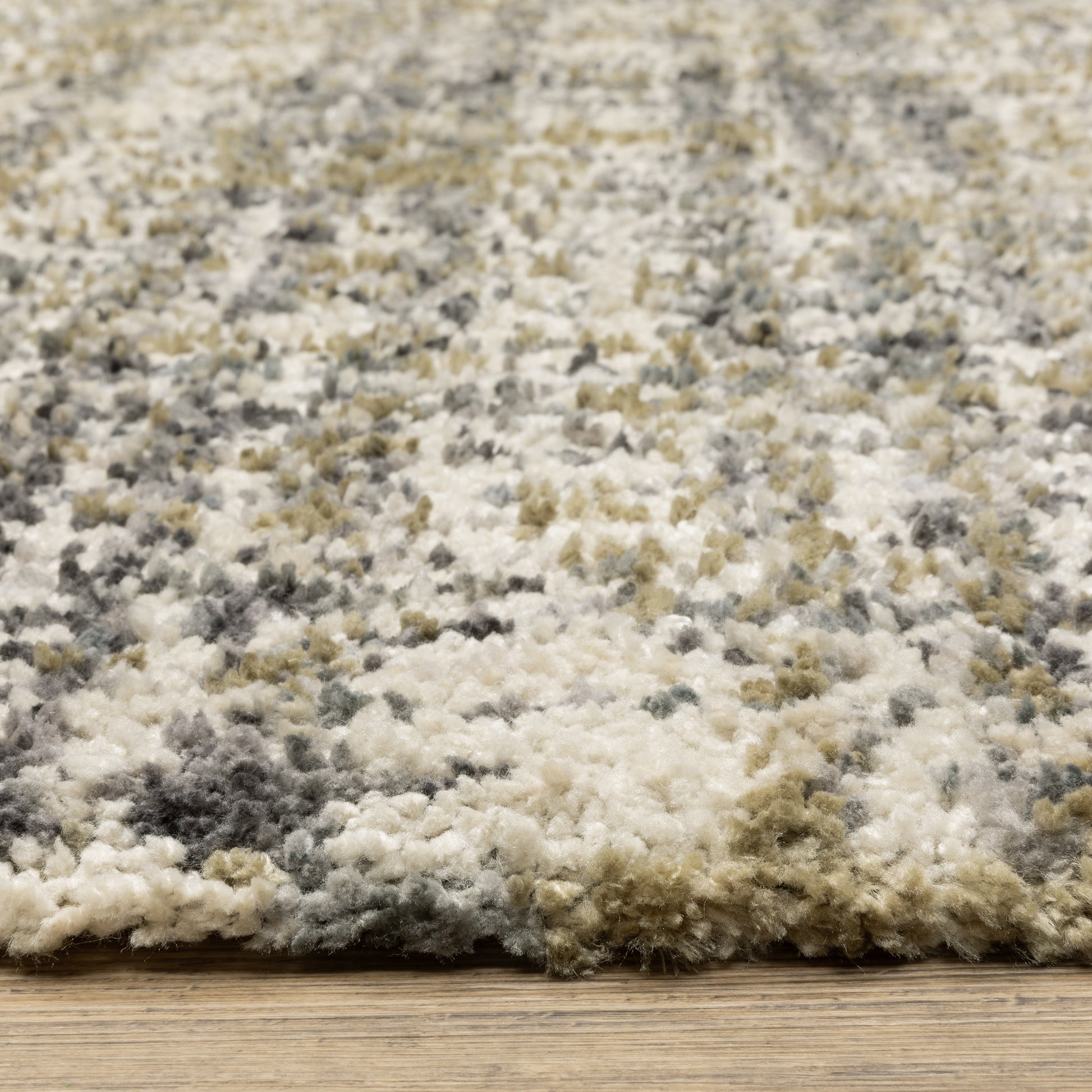 Aspen Stripe Ivory/ Gold Distressed Cut Pile Rug
