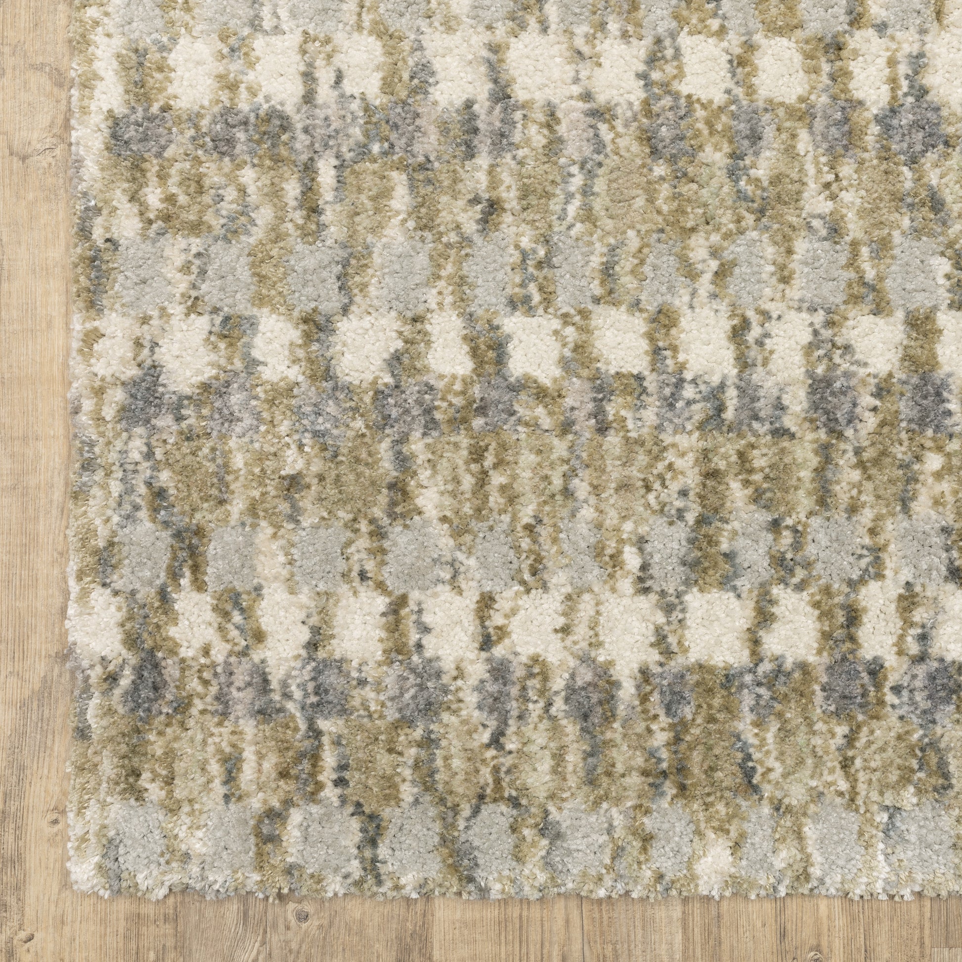 Aspen Stripe Gold/ Grey Distressed Cut Pile Rug
