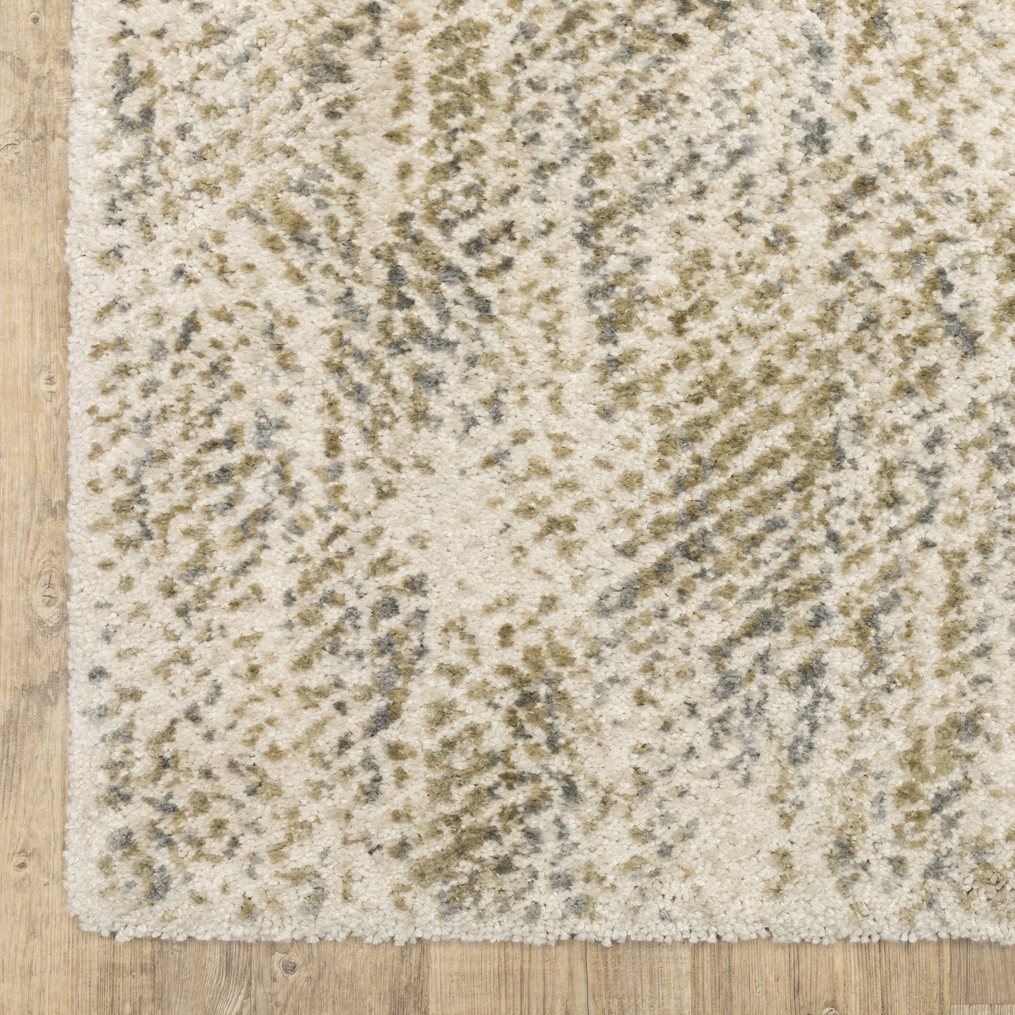 Aspen Distressed Ivory/ Gold Abstract Cut Pile Rug