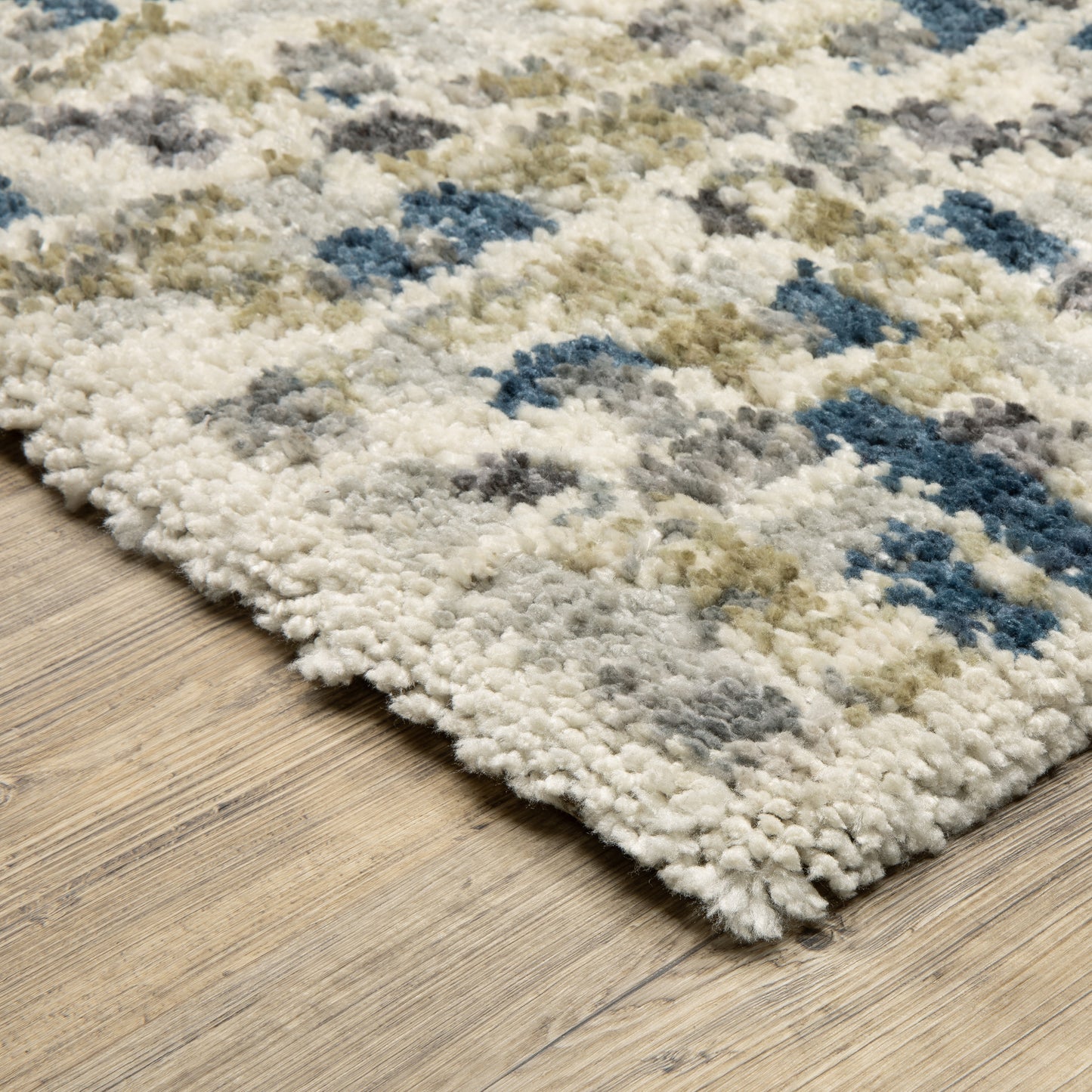 Aspen Geometric Ivory/ Blue Cut Pile Rug