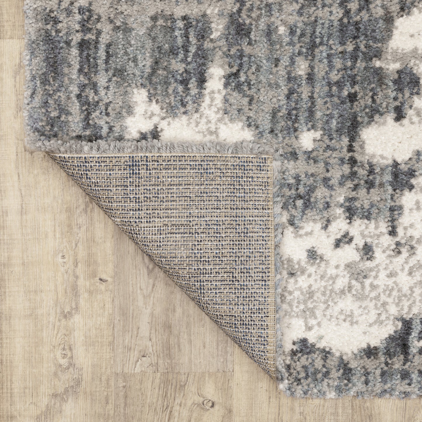 Aspen Distressed Grey/ Ivory Shag Cut Pile Rug
