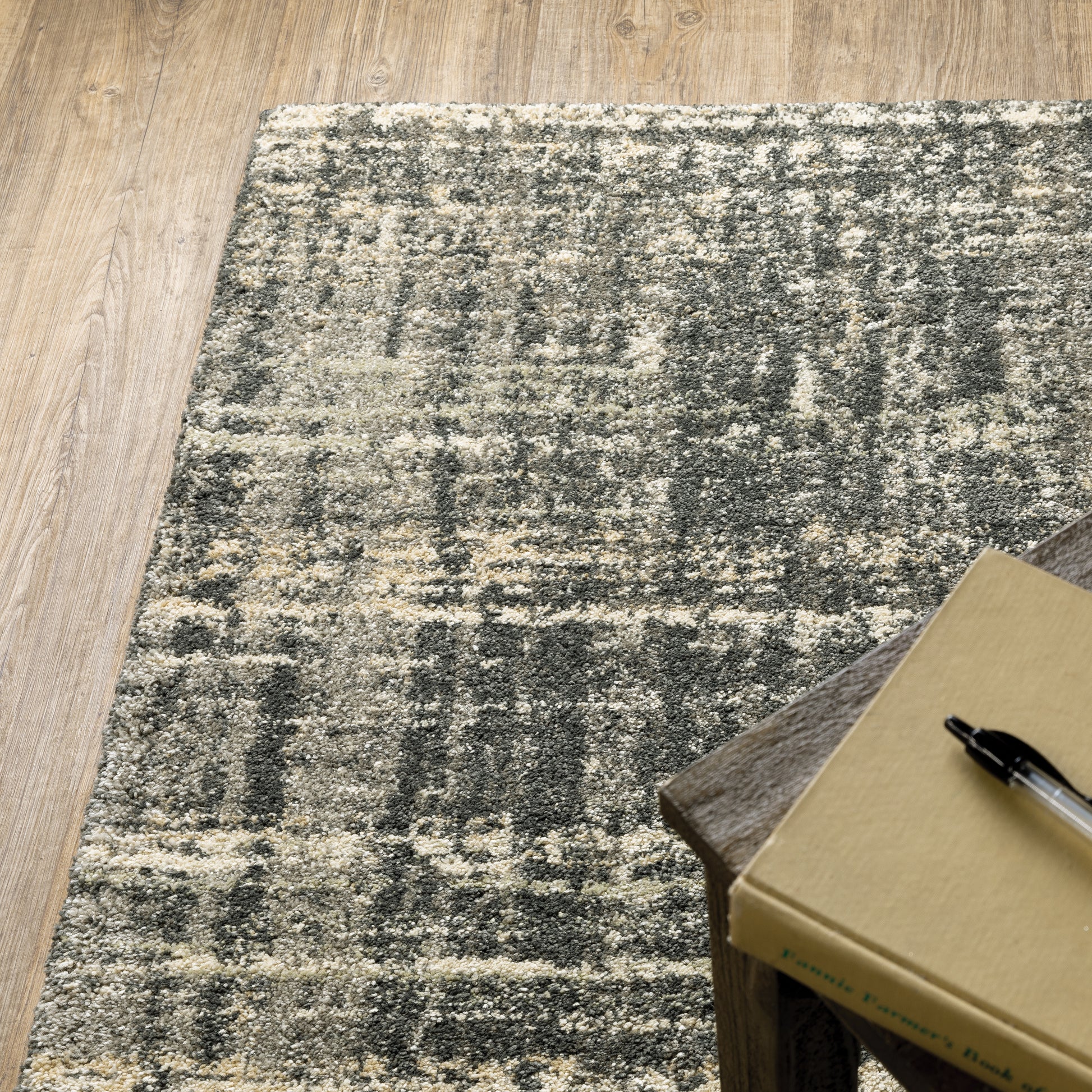 Astor Distressed Charcoal/ Beige Cut Pile Rug