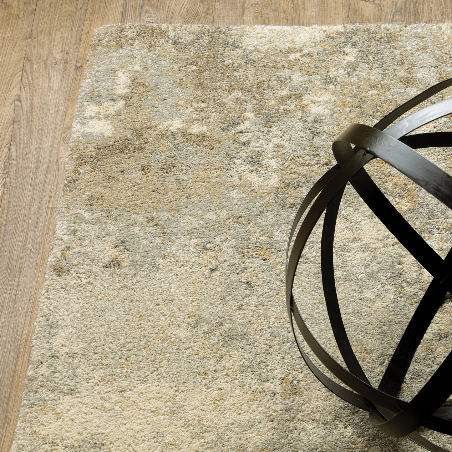 Astor Abstract Gold/ Beige Cut Pile Rug