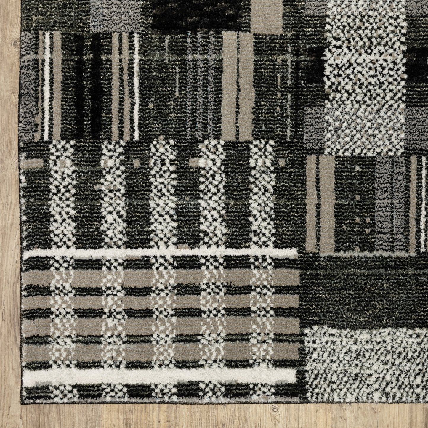 Atlas Geometric Black/ Grey Cut Pile Rug