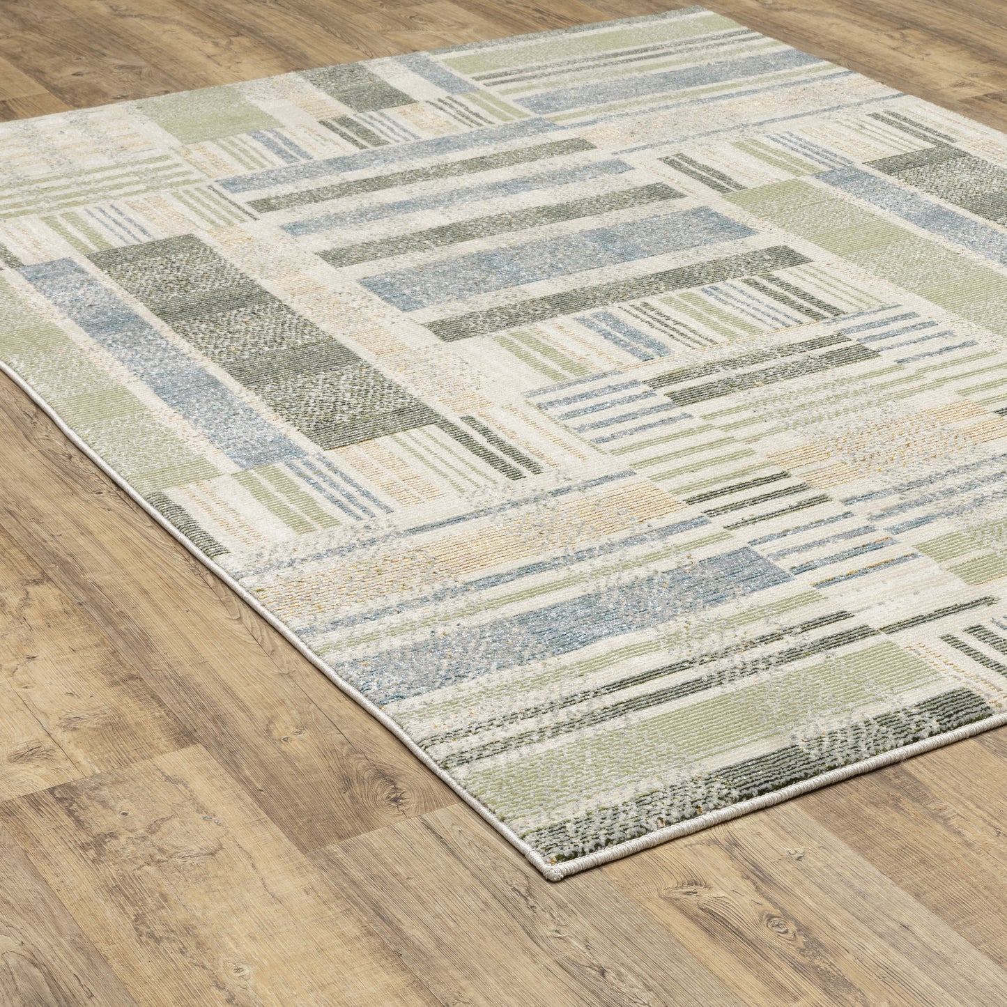 Atlas Geometric Blue/ Green Cut Pile Rug