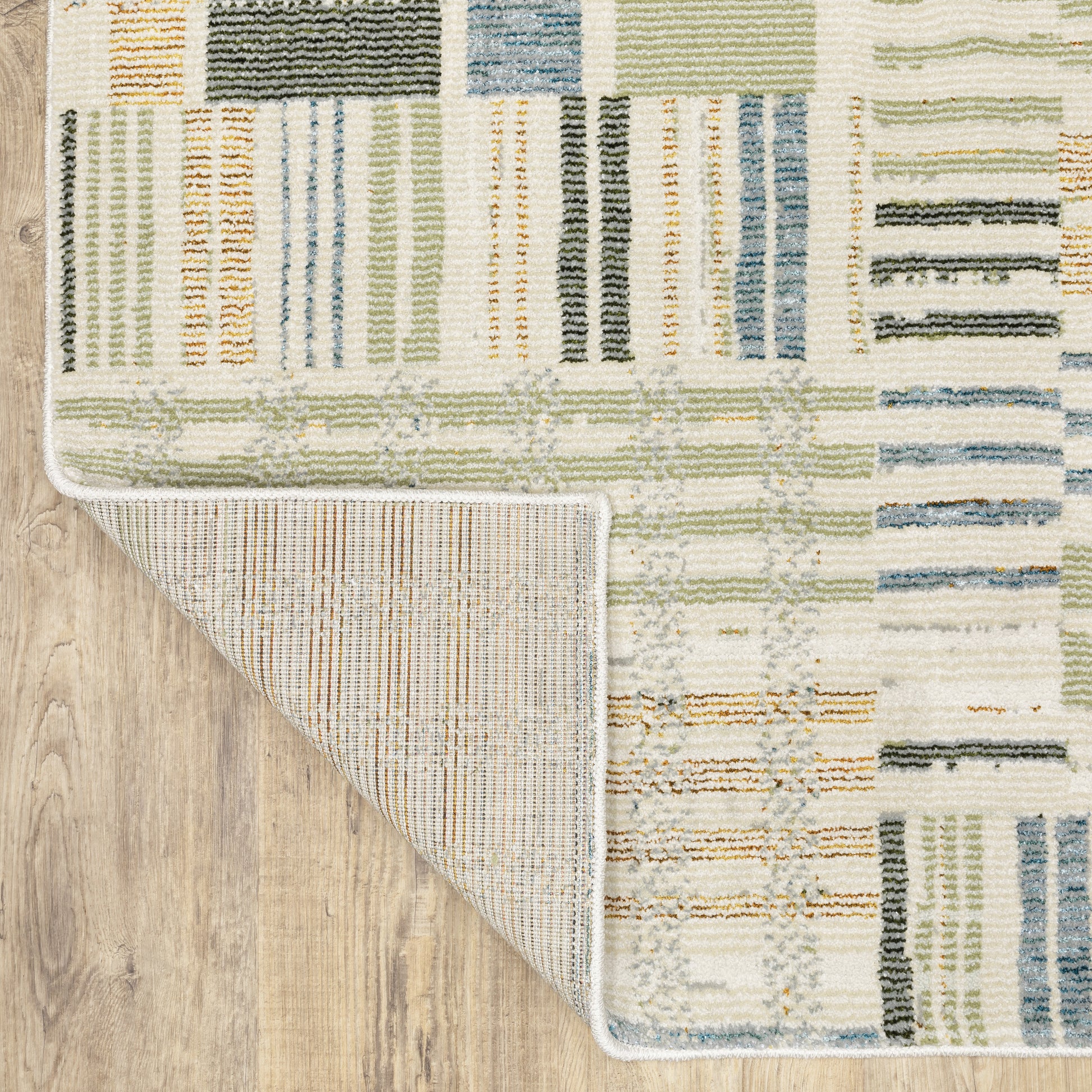 Atlas Geometric Blue/ Green Cut Pile Rug