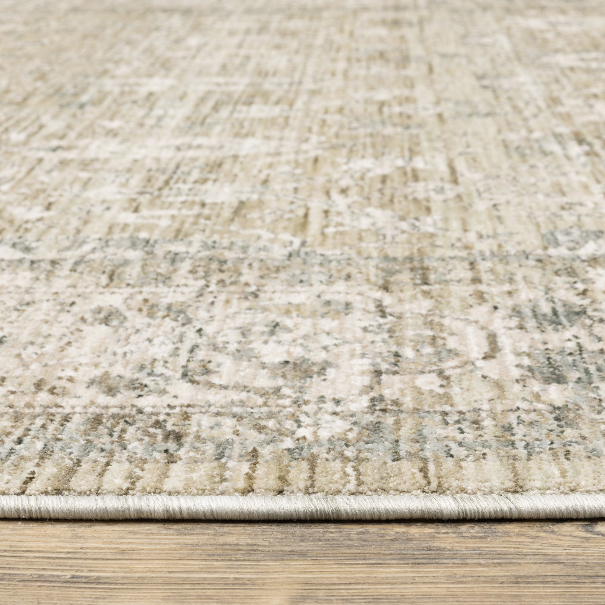 Avalon Distressed Beige/ Grey Floral Cut Pile Rug