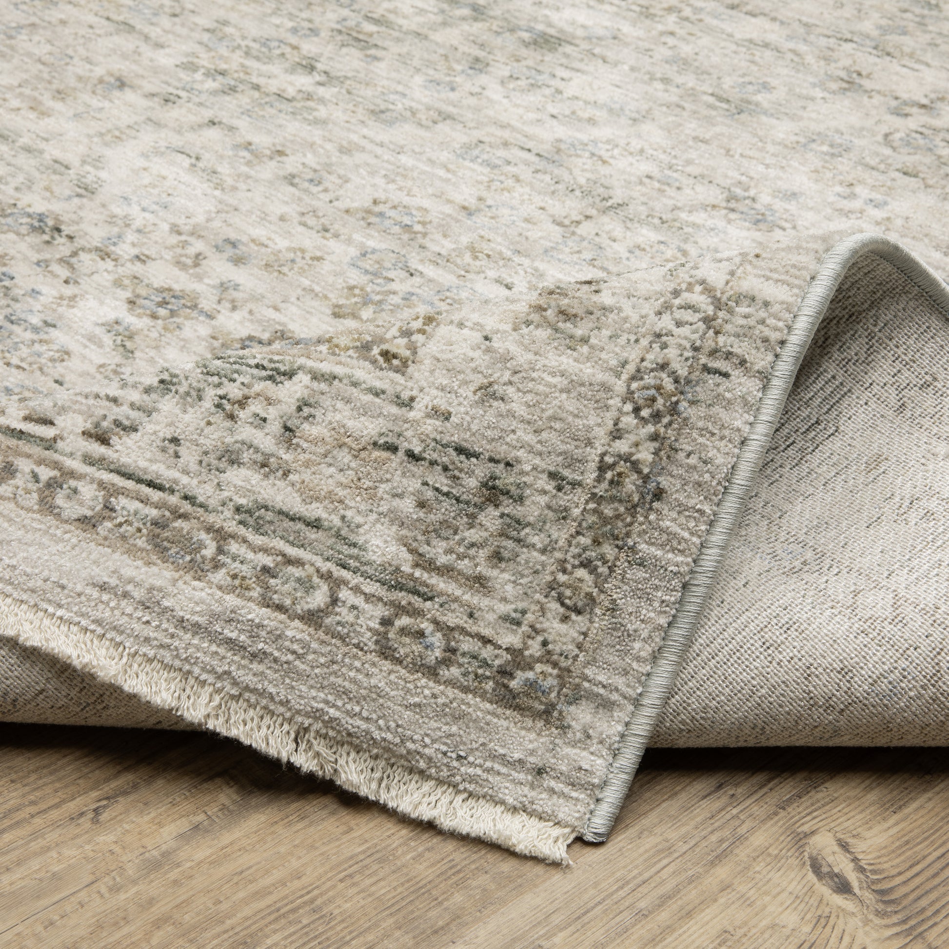 Avalon Medallion Grey/ Beige Distressed Cut Pile Rug