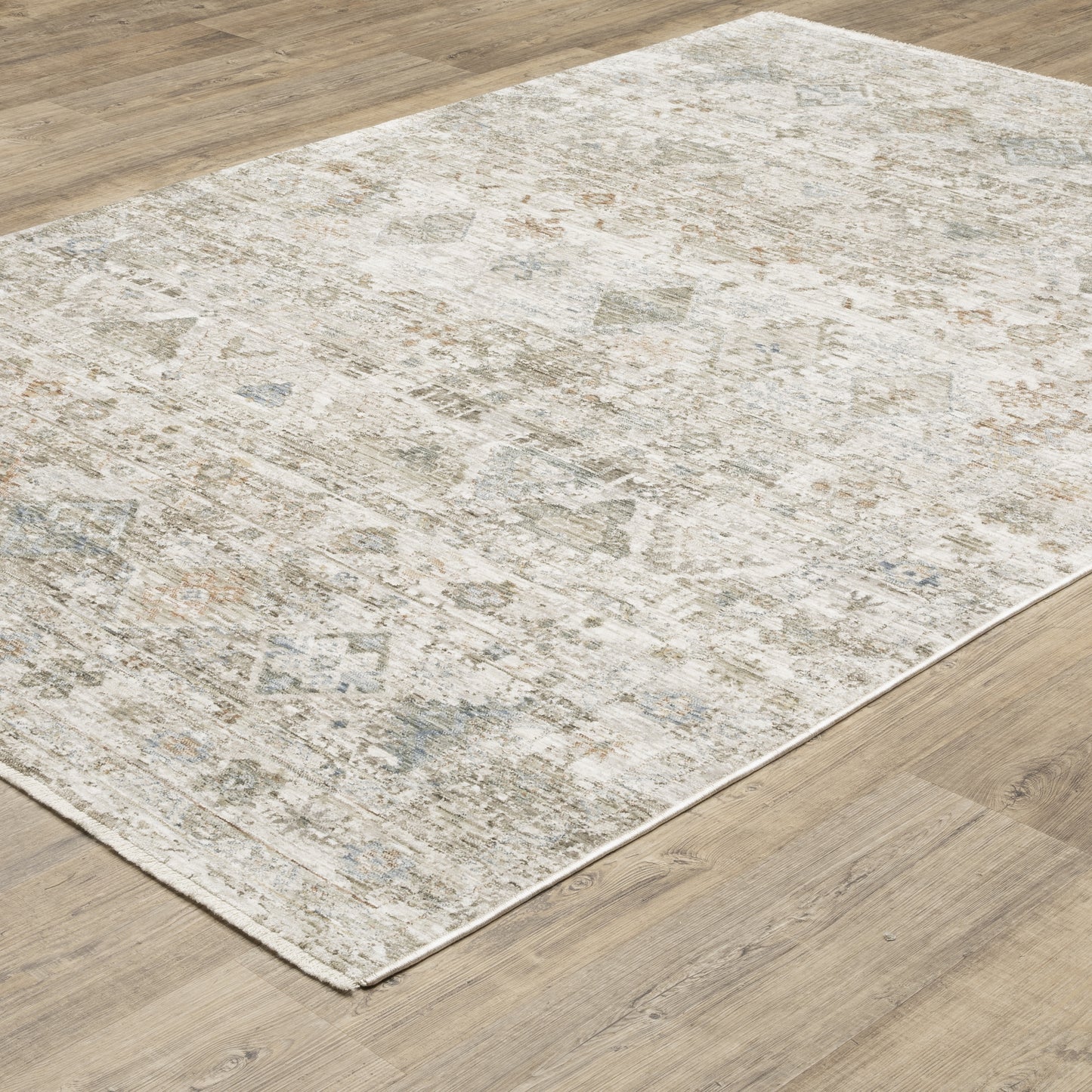 Avalon Distressed Beige/ Blue Floral Cut Pile Rug