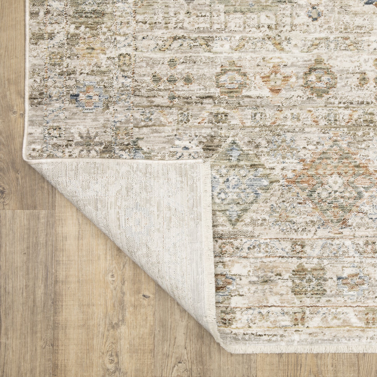 Avalon Distressed Beige/ Blue Floral Cut Pile Rug