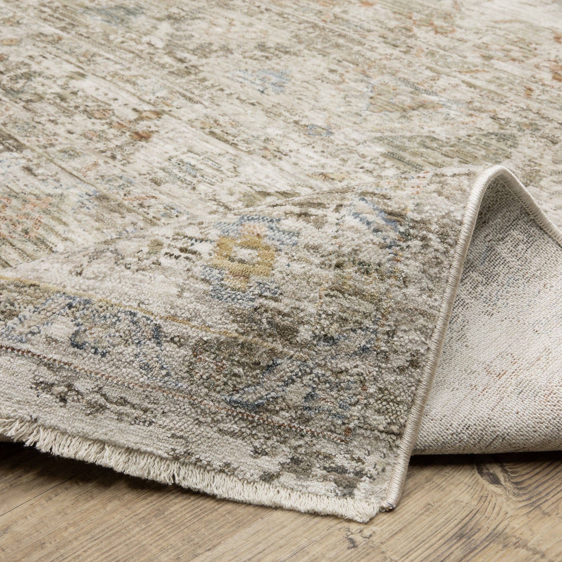 Avalon Distressed Beige/ Blue Floral Cut Pile Rug