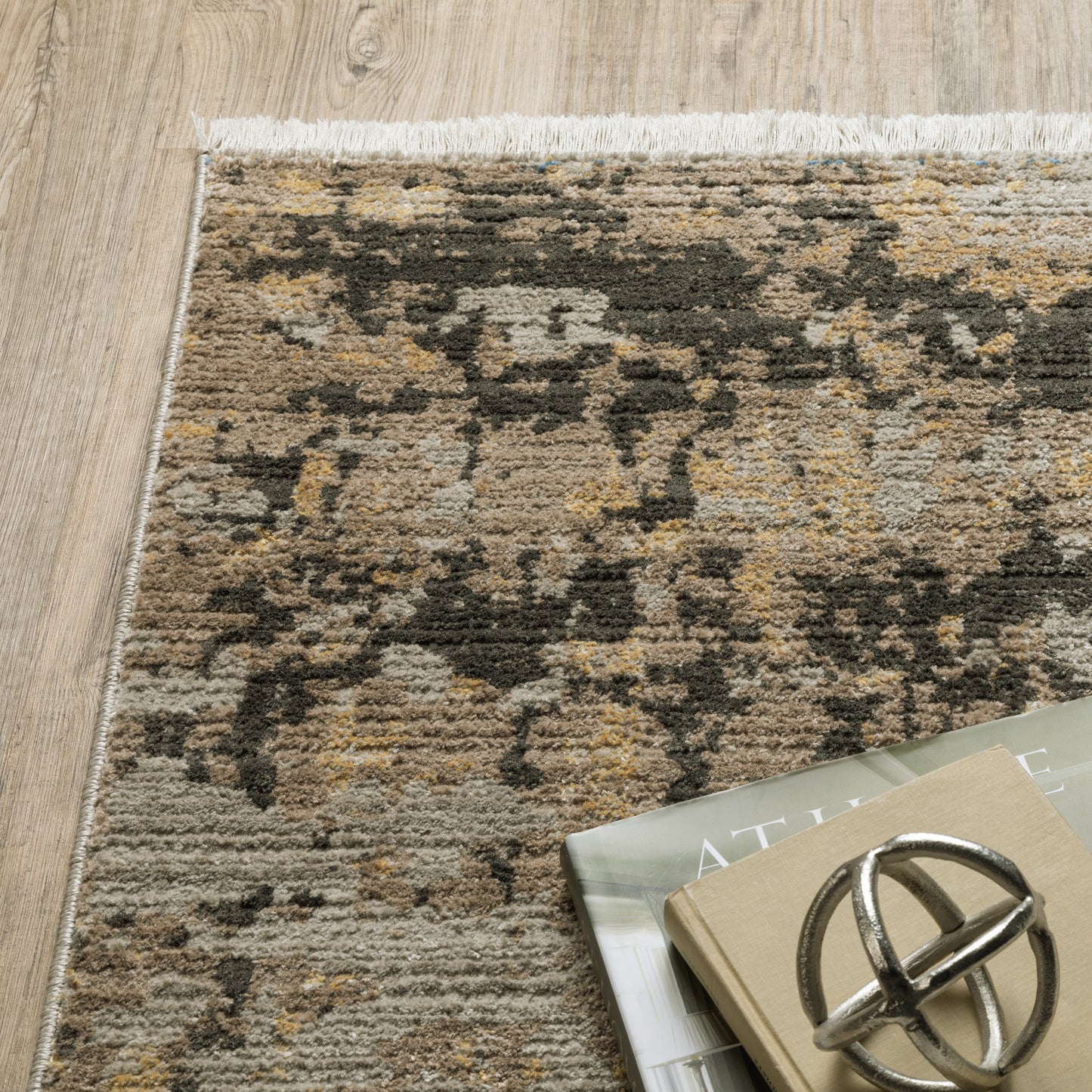 Bauer Abstract Gold/ Black Cut Pile Rug