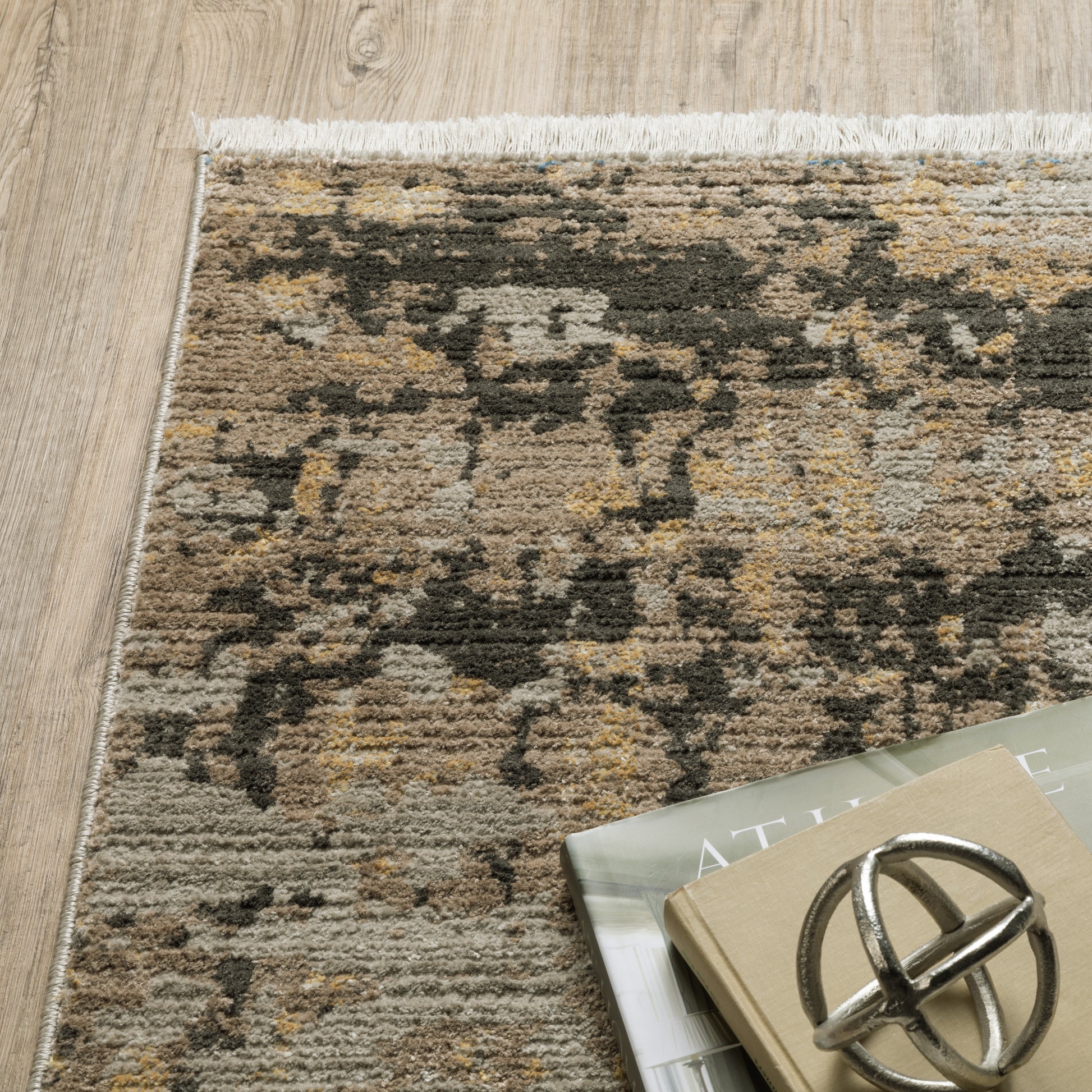 Bauer Abstract Gold/ Black Cut Pile Rug
