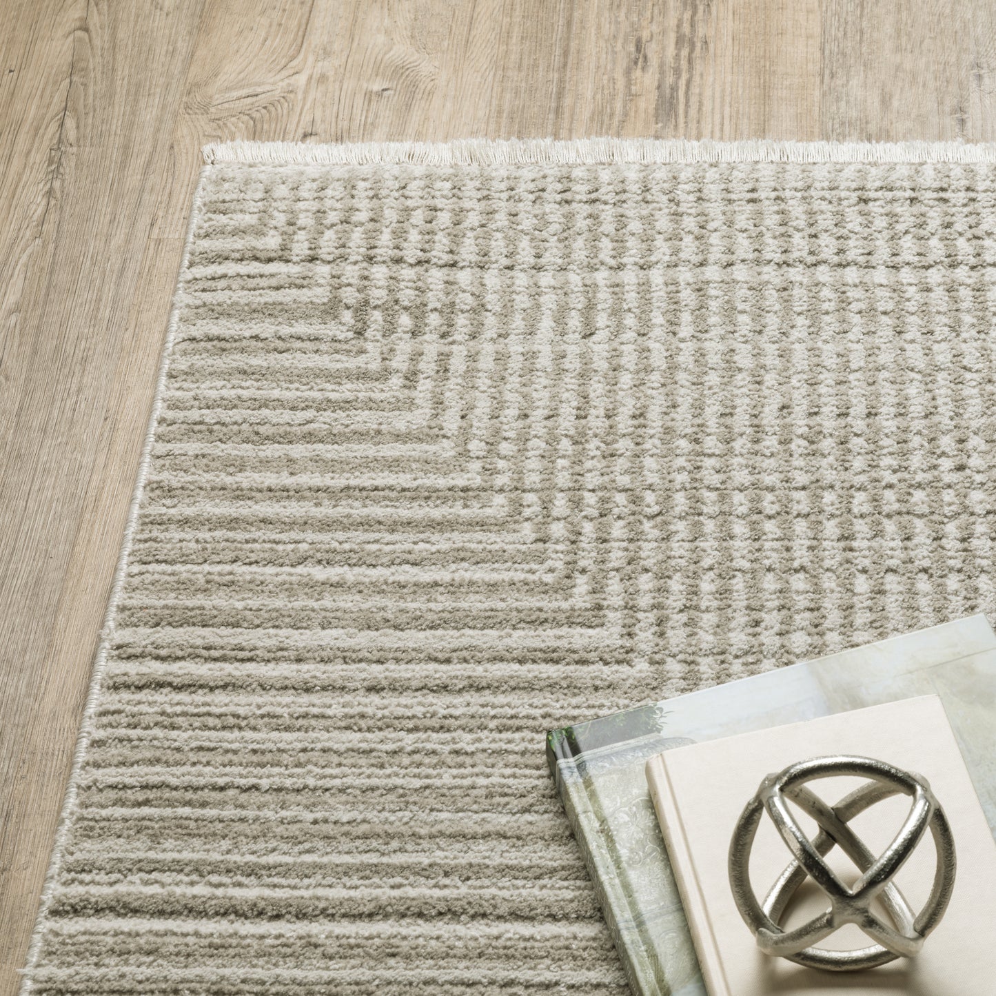 Bauer Stripe Beige/ Ivory Geometric Cut Pile Rug