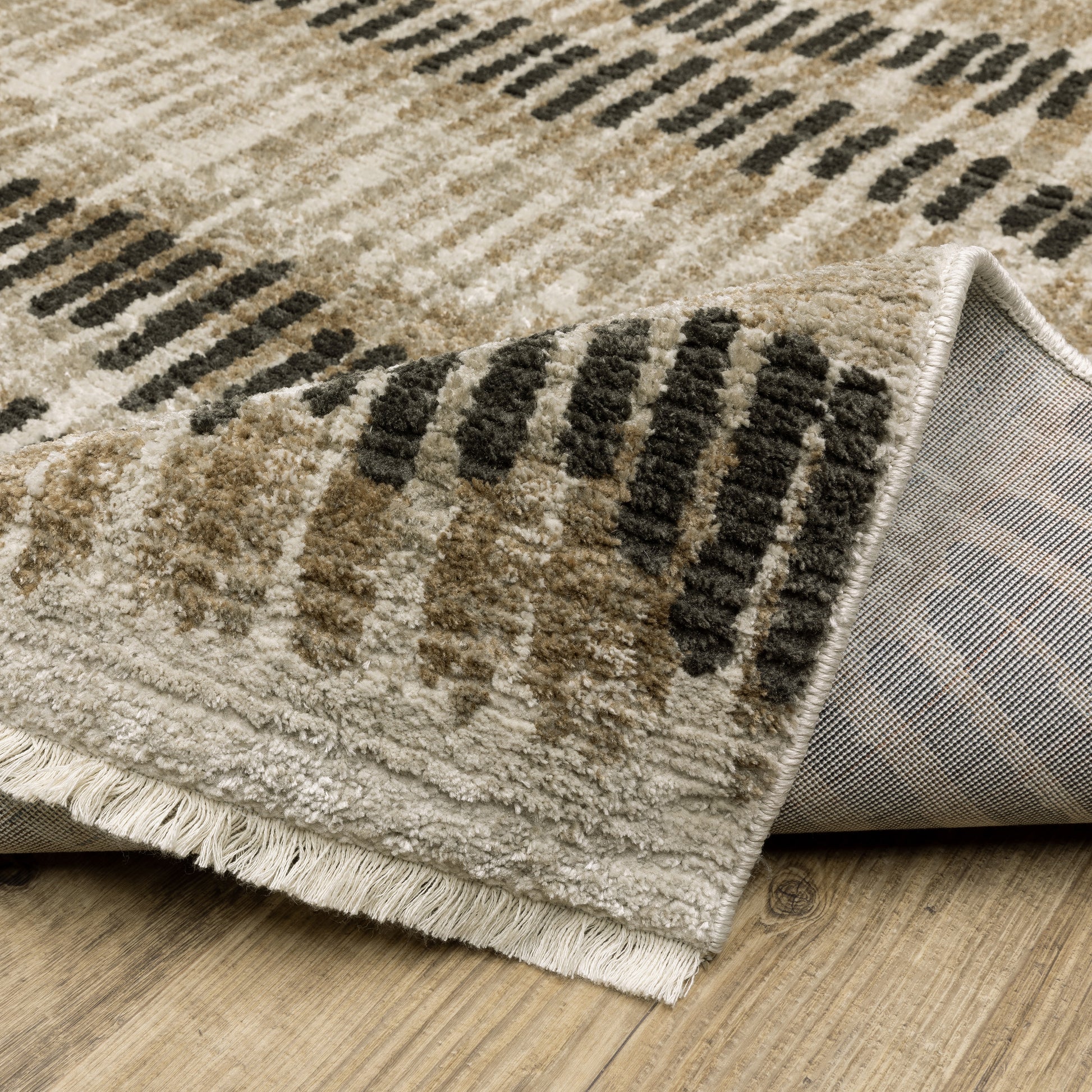Bauer Abstract Beige/ Charcoal Cut Pile Rug