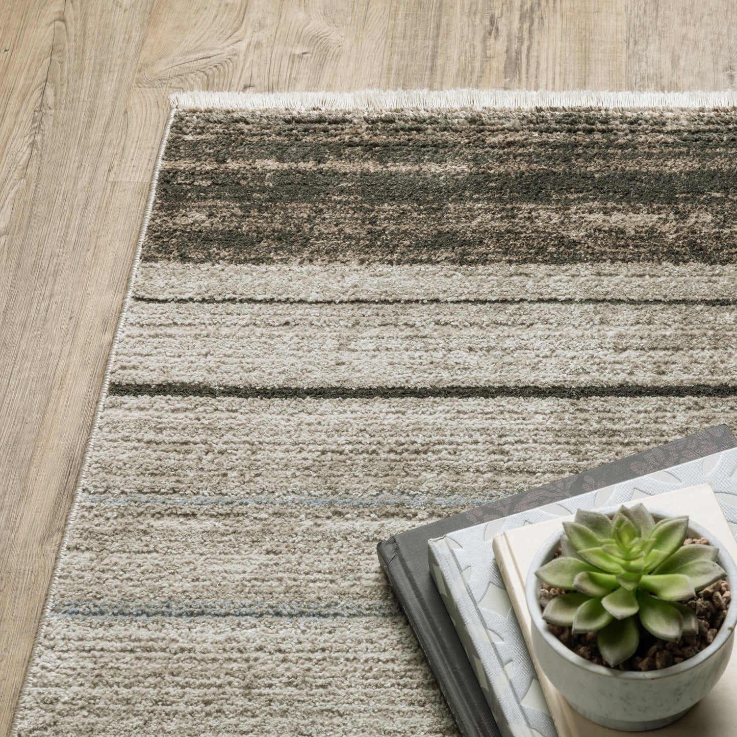 Bauer Distressed Beige/ Charcoal Stripe Cut Pile Rug