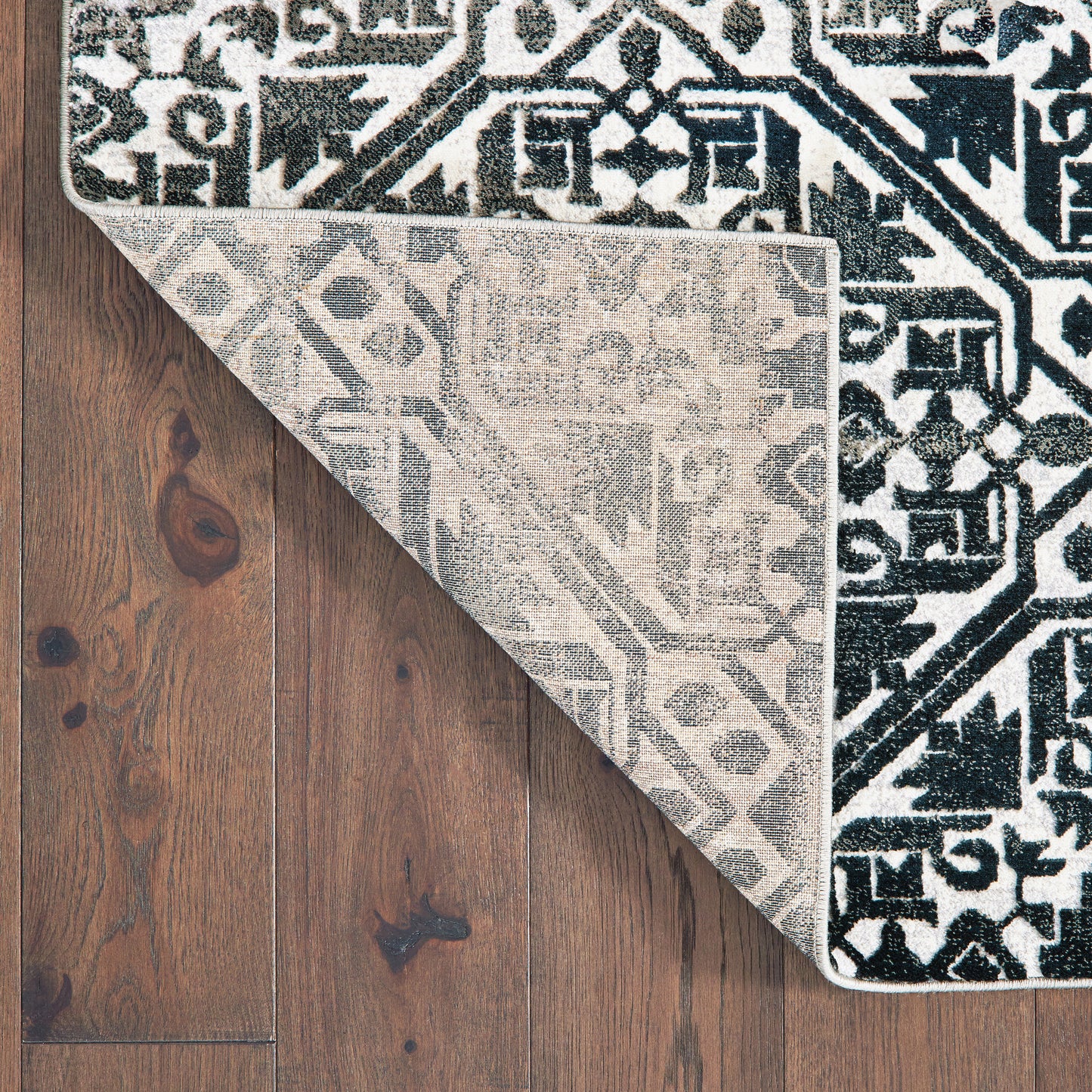 Bowen Distressed Navy/ Ivory Tribal Cut Pile Rug