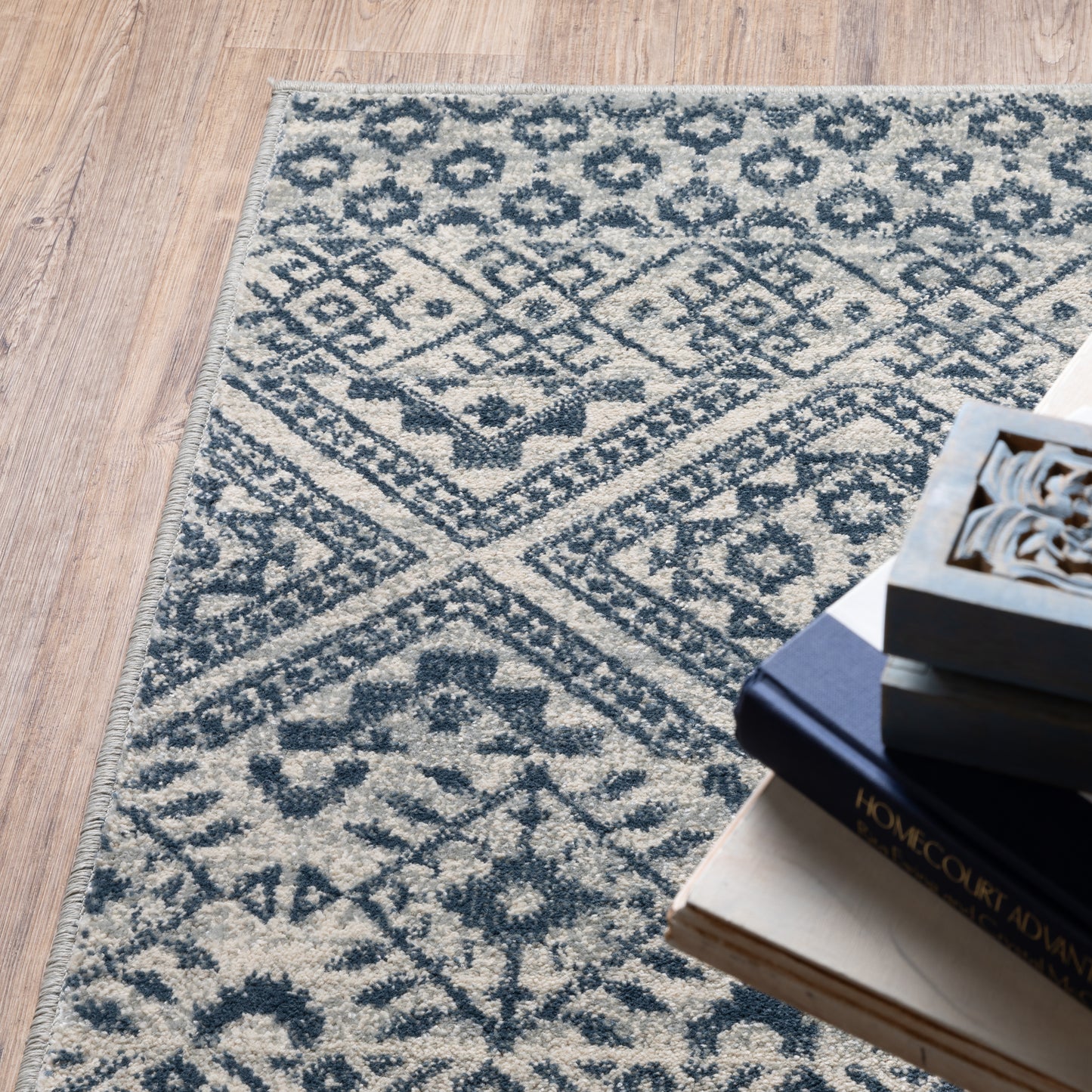 Branson Floral Blue/ Beige Geometric Cut Pile Rug