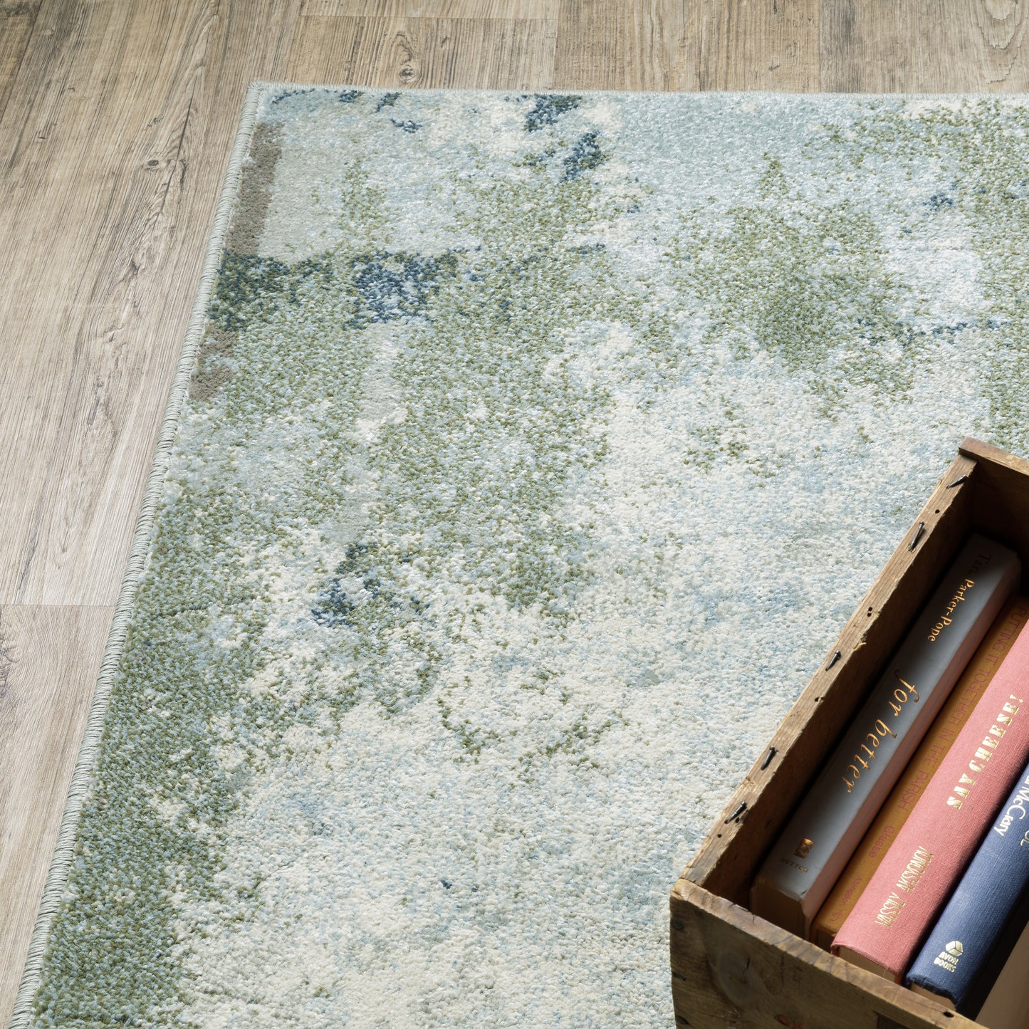 Branson Abstract Blue/ Green Cut Pile Rug