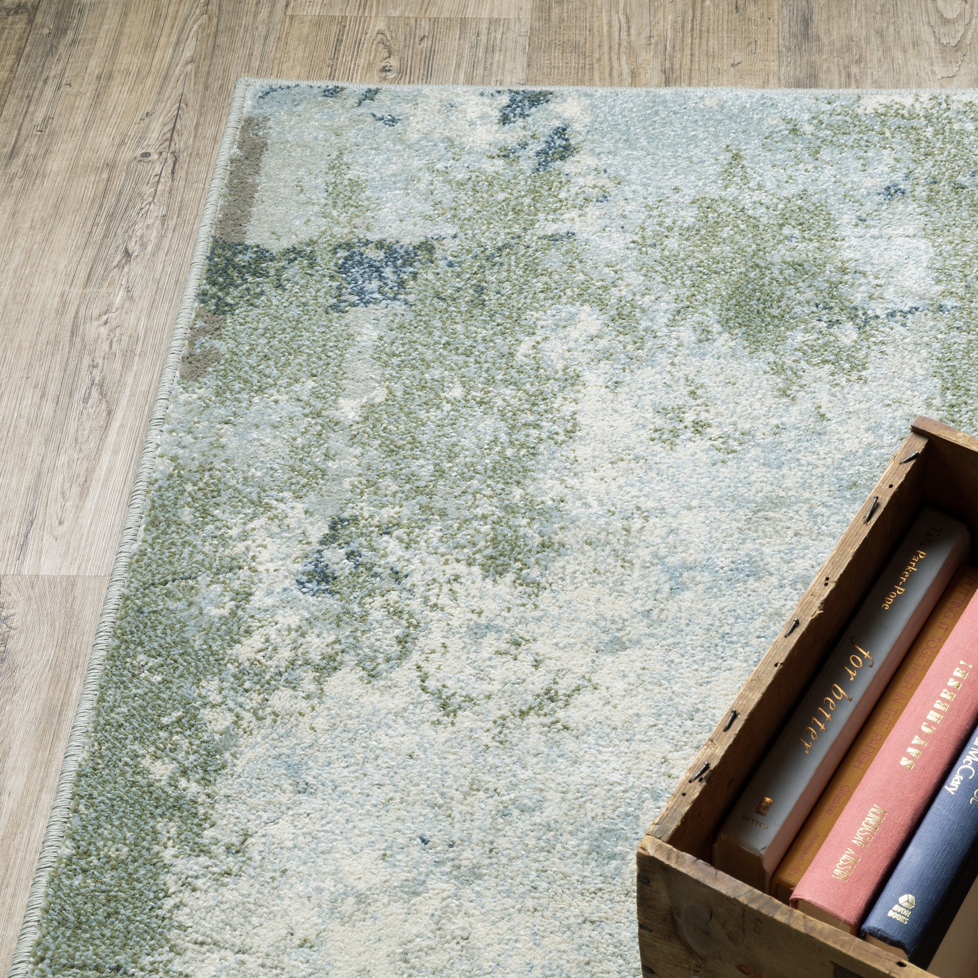 Branson Abstract Blue/ Green Cut Pile Rug