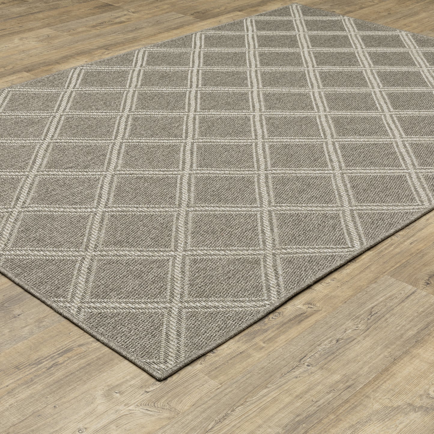 Caicos CA02N Grey Lattice Rug