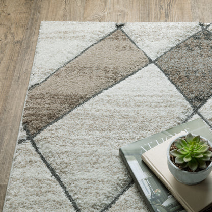 Cambria Lattice Beige/ Grey Distressed Cut Pile Rug