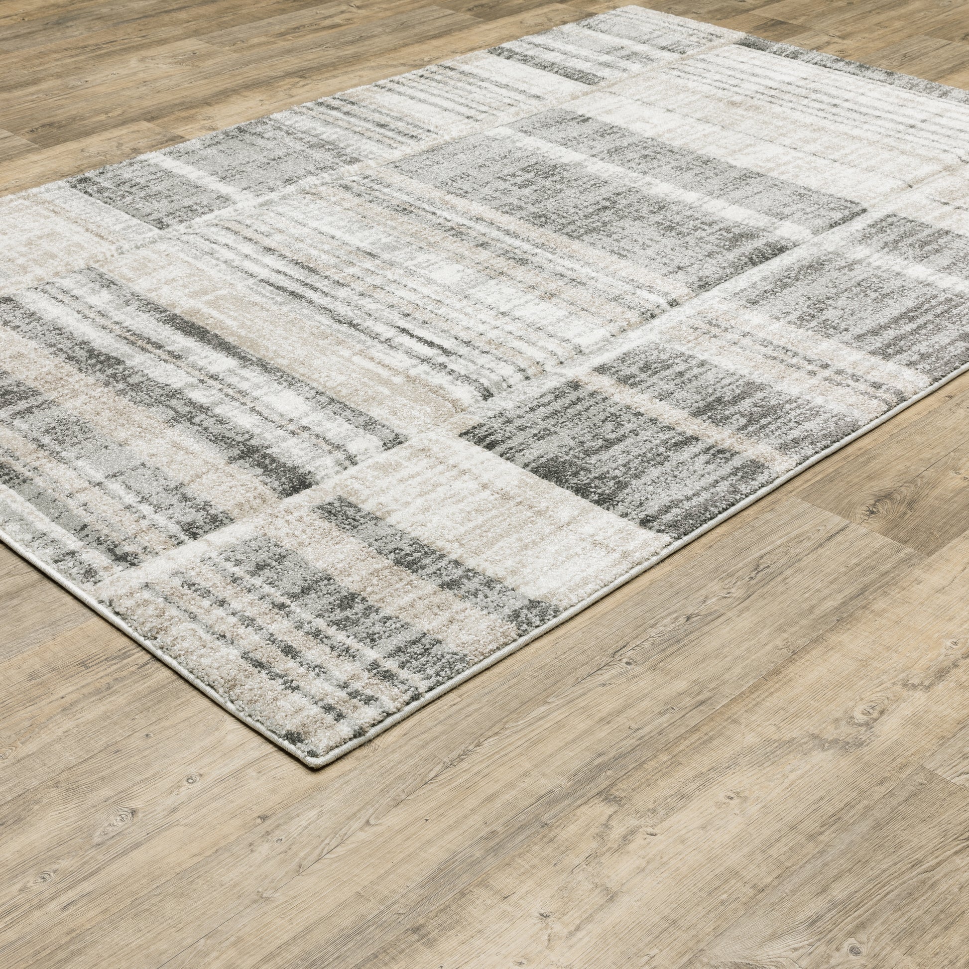 Cambria Distressed Beige/ Charcoal Stripe Cut Pile Rug