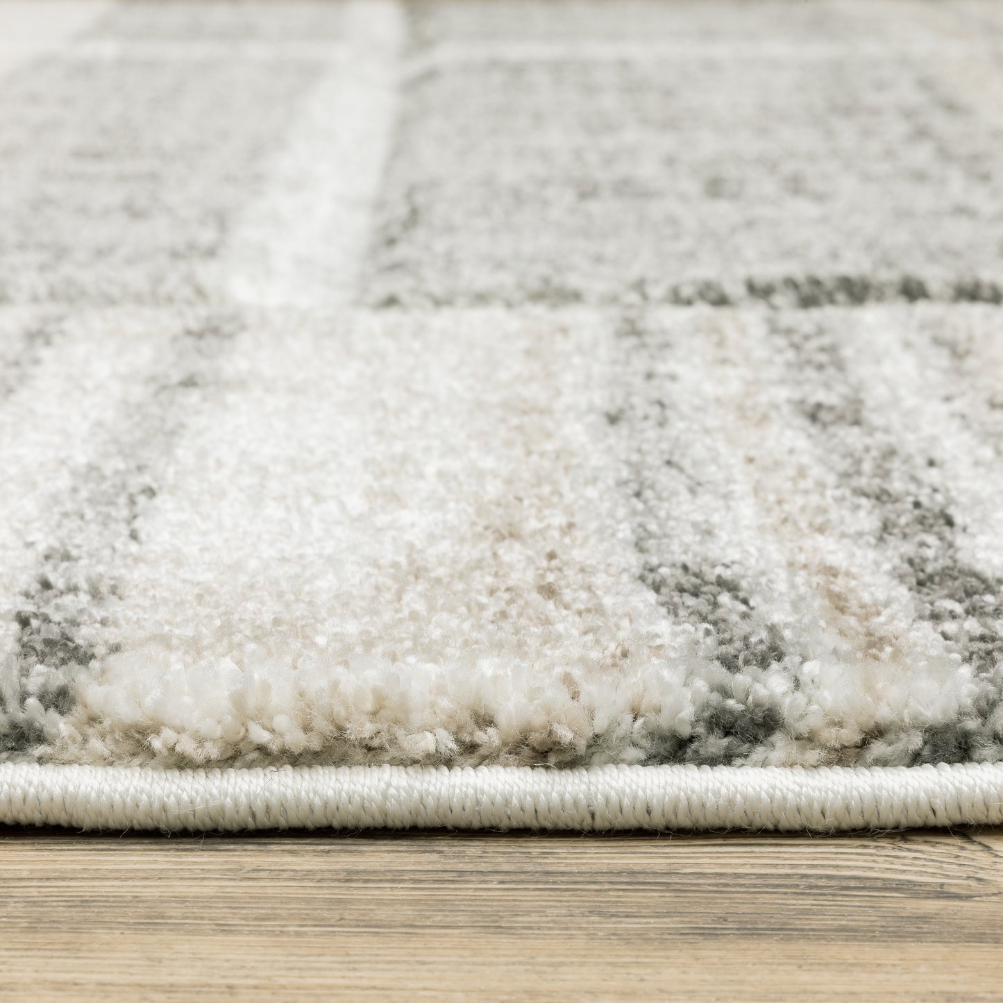 Cambria Distressed Beige/ Charcoal Stripe Cut Pile Rug