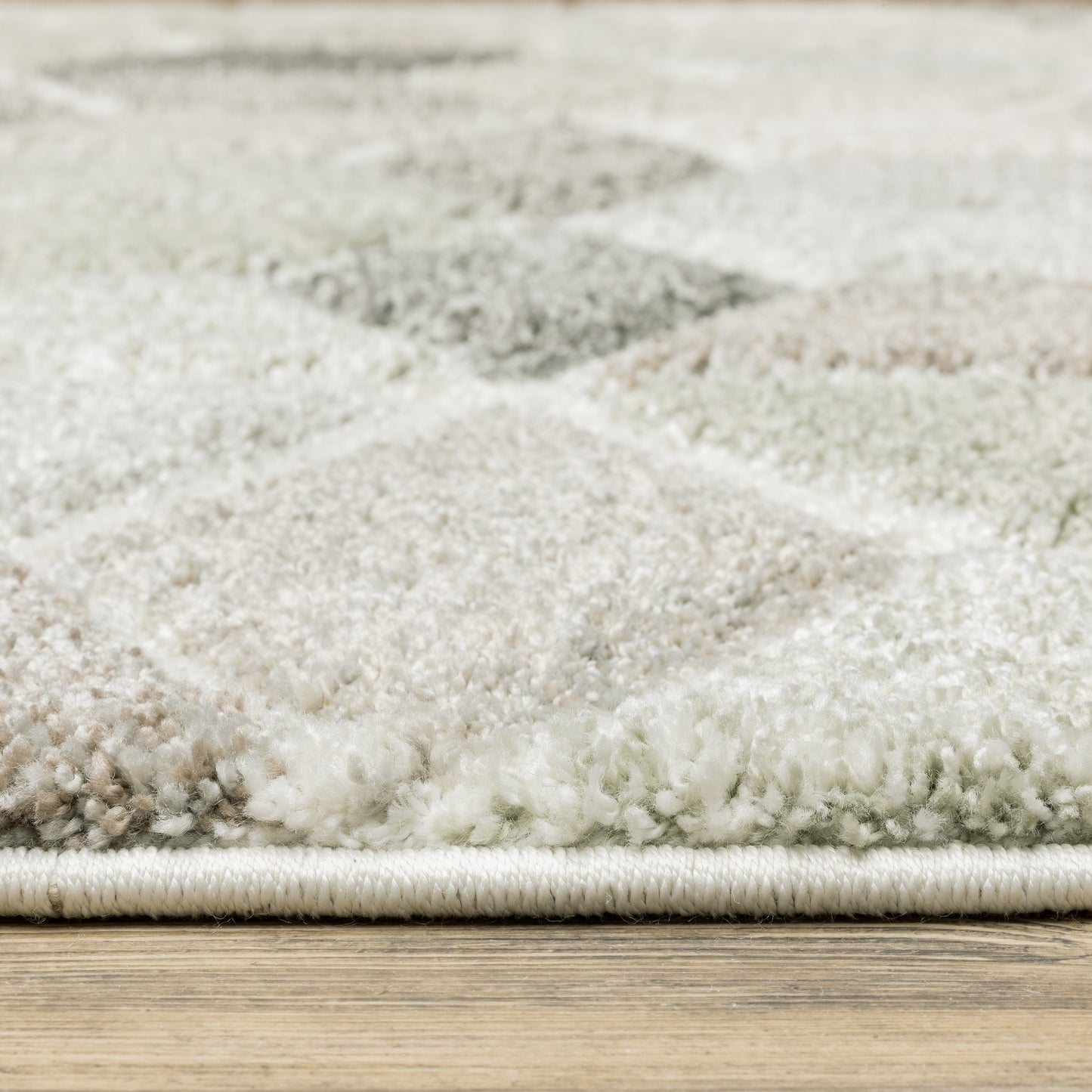 Cambria Geometric Ivory/ Multi Cut Pile Rug