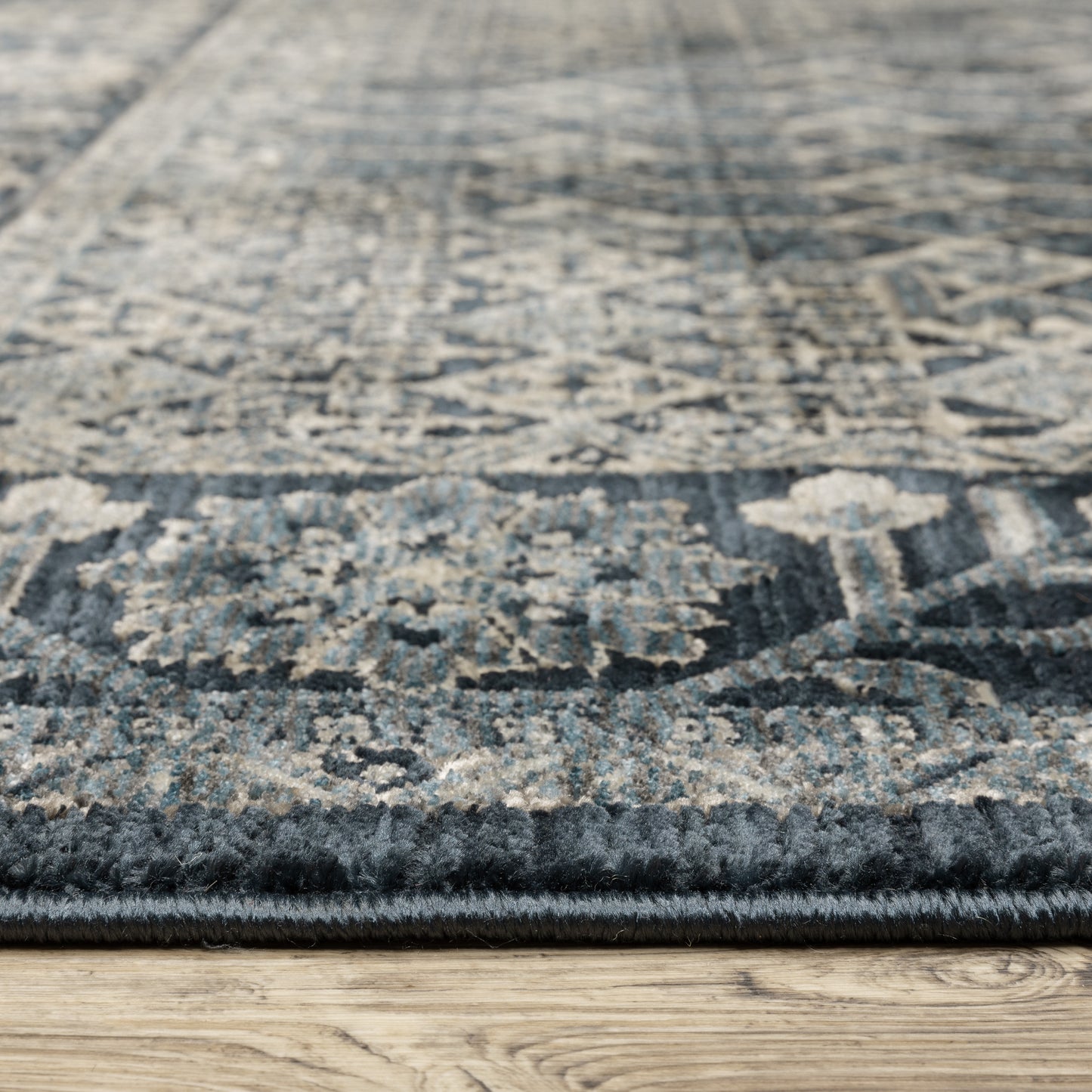 Capella Geometric Blue/ Ivory Floral Cut Pile Rug