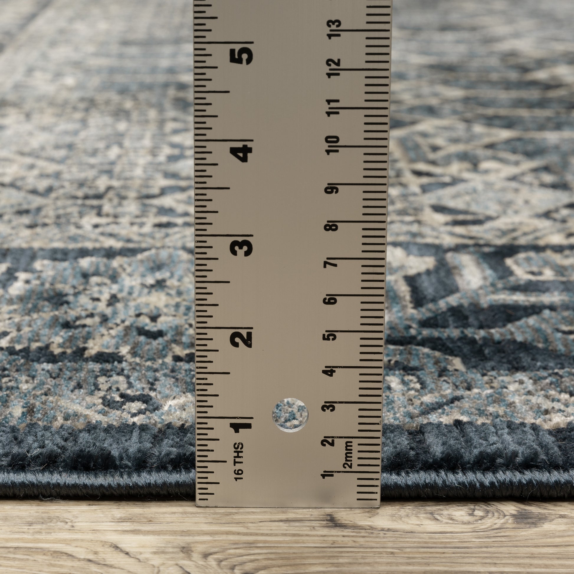 Capella Geometric Blue/ Ivory Floral Cut Pile Rug