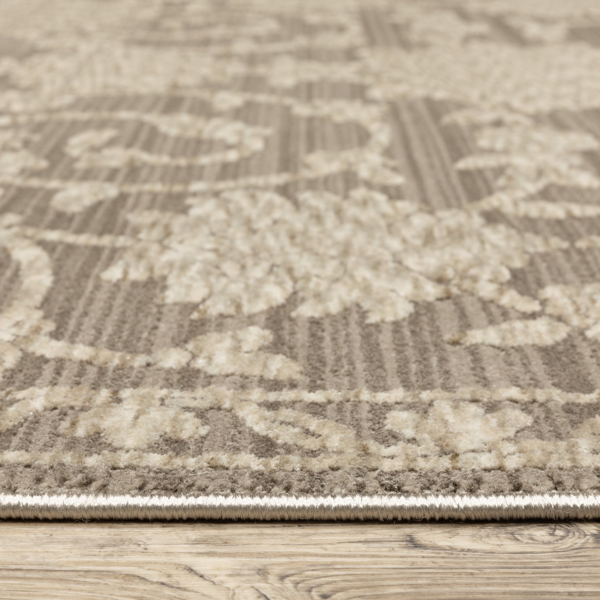 Capella Floral Grey/ Beige Oriental Cut Pile Rug